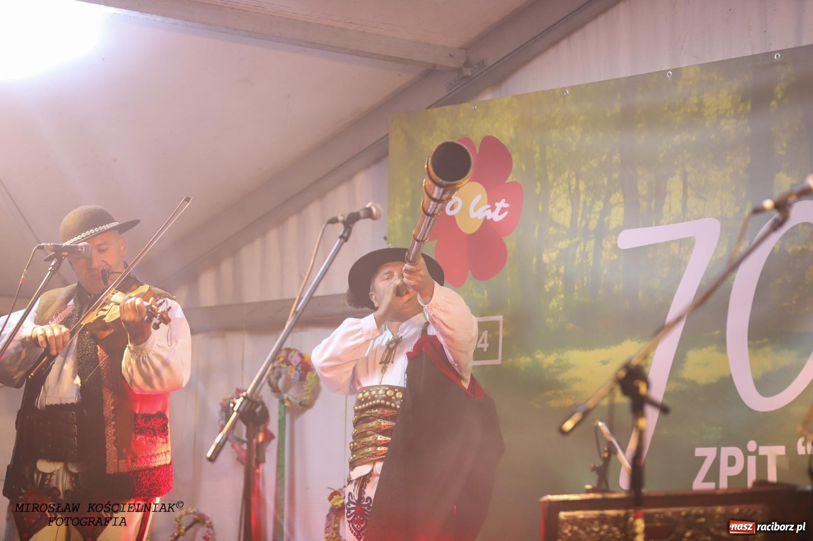 Zdjęcie w galerii na portalu naszraciborz.pl: Śląska i góralska nuta. Strzecha, Uśmiech i Trebunie Tutki wiadomości z regionu