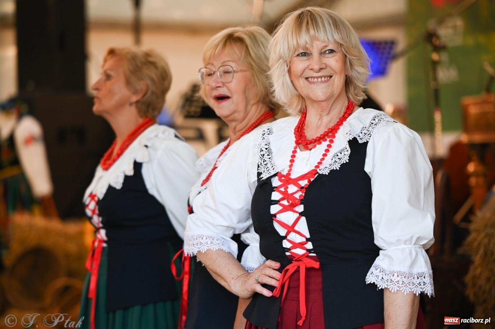 Zdjęcie w galerii na portalu naszraciborz.pl: Śląska i góralska nuta. Strzecha, Uśmiech i Trebunie Tutki wiadomości z regionu