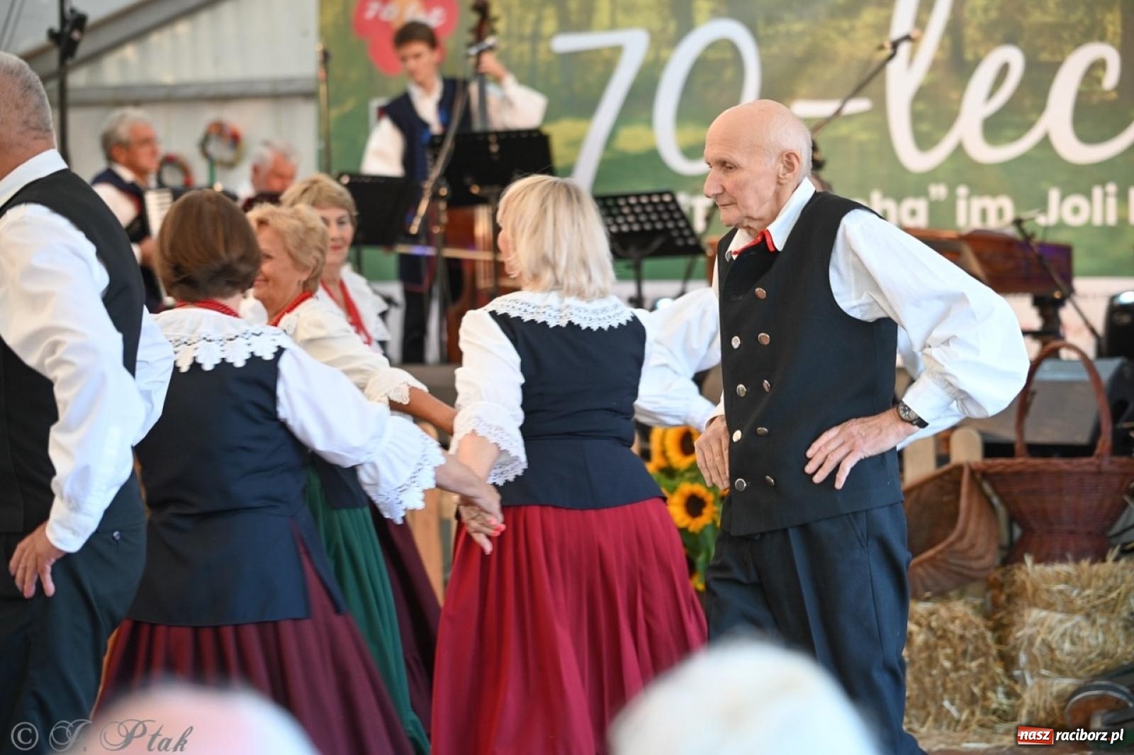 Zdjęcie w galerii na portalu naszraciborz.pl: Śląska i góralska nuta. Strzecha, Uśmiech i Trebunie Tutki wiadomości z regionu