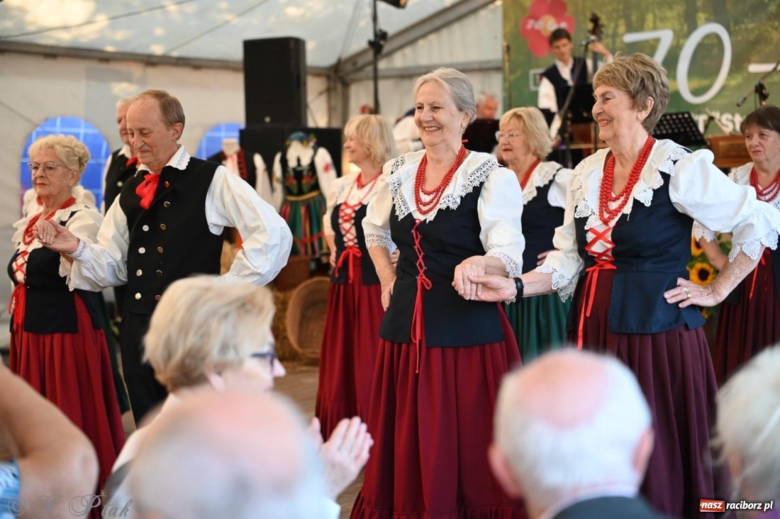 Zdjęcie w galerii na portalu naszraciborz.pl: Śląska i góralska nuta. Strzecha, Uśmiech i Trebunie Tutki wiadomości z regionu