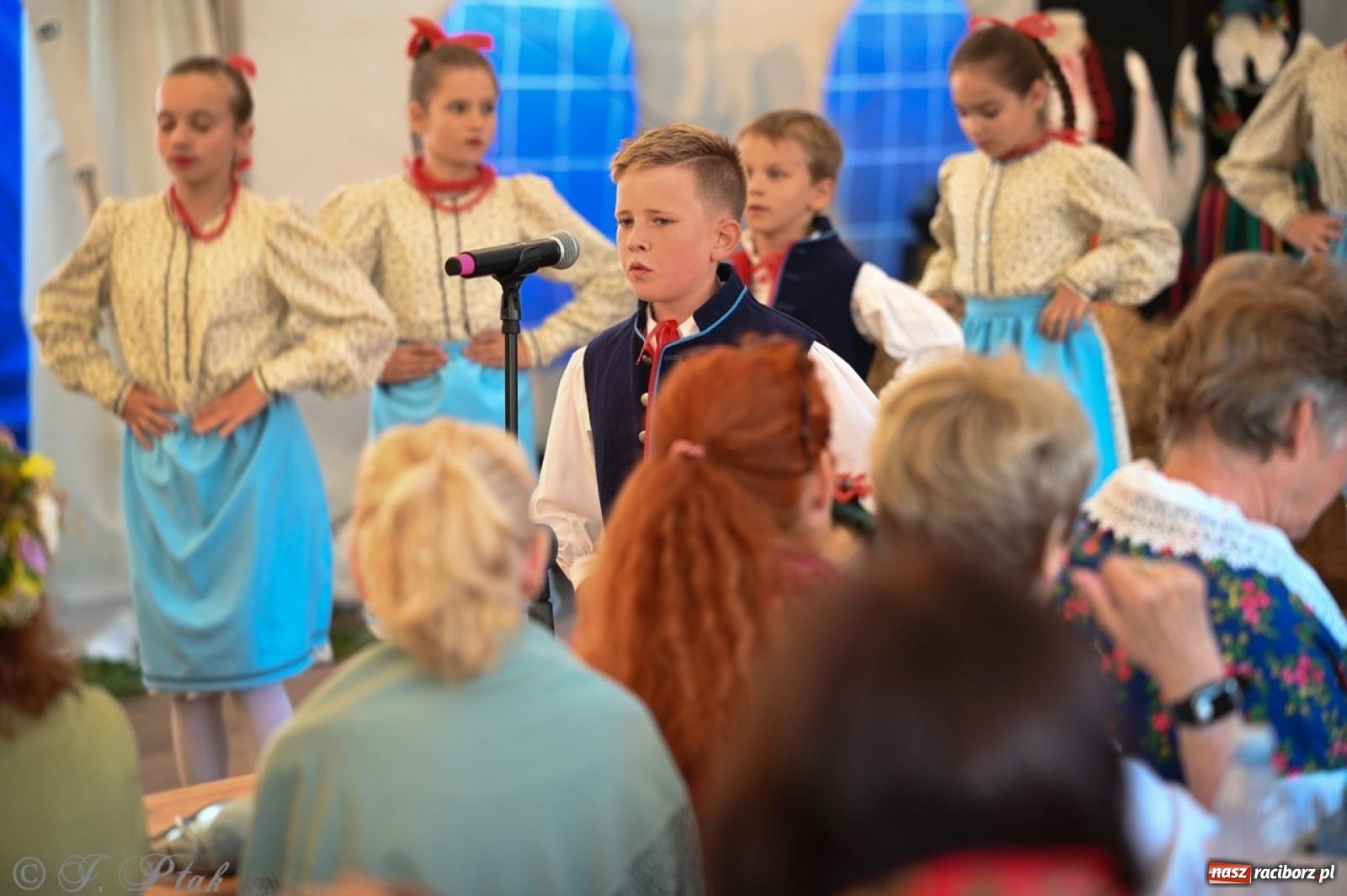 Zdjęcie w galerii na portalu naszraciborz.pl: Śląska i góralska nuta. Strzecha, Uśmiech i Trebunie Tutki wiadomości z regionu