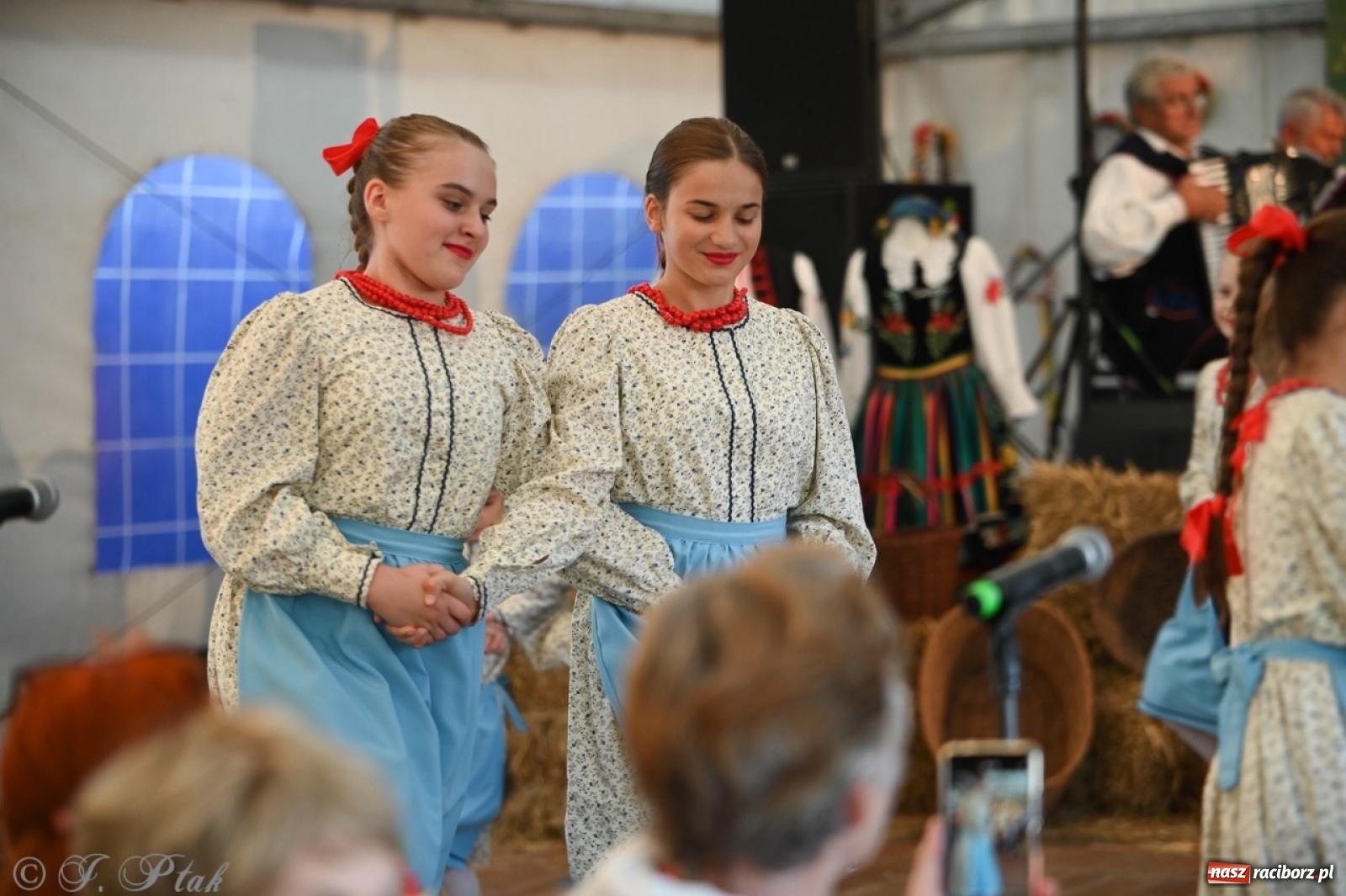 Zdjęcie w galerii na portalu naszraciborz.pl: Śląska i góralska nuta. Strzecha, Uśmiech i Trebunie Tutki wiadomości z regionu