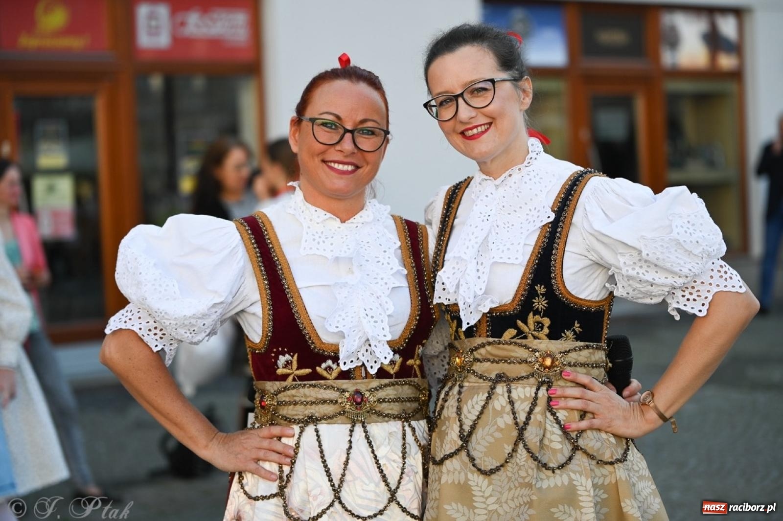 Zdjęcie w galerii na portalu naszraciborz.pl: Raciborska parada folkloru na 70. urodziny Strzechy [FOTO i WIDEO] wiadomości z regionu