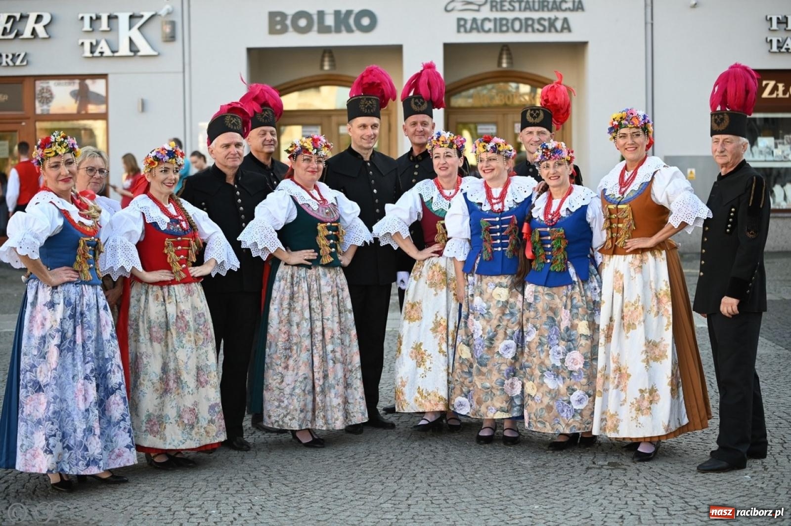 Zdjęcie w galerii na portalu naszraciborz.pl: Raciborska parada folkloru na 70. urodziny Strzechy [FOTO i WIDEO] wiadomości z regionu