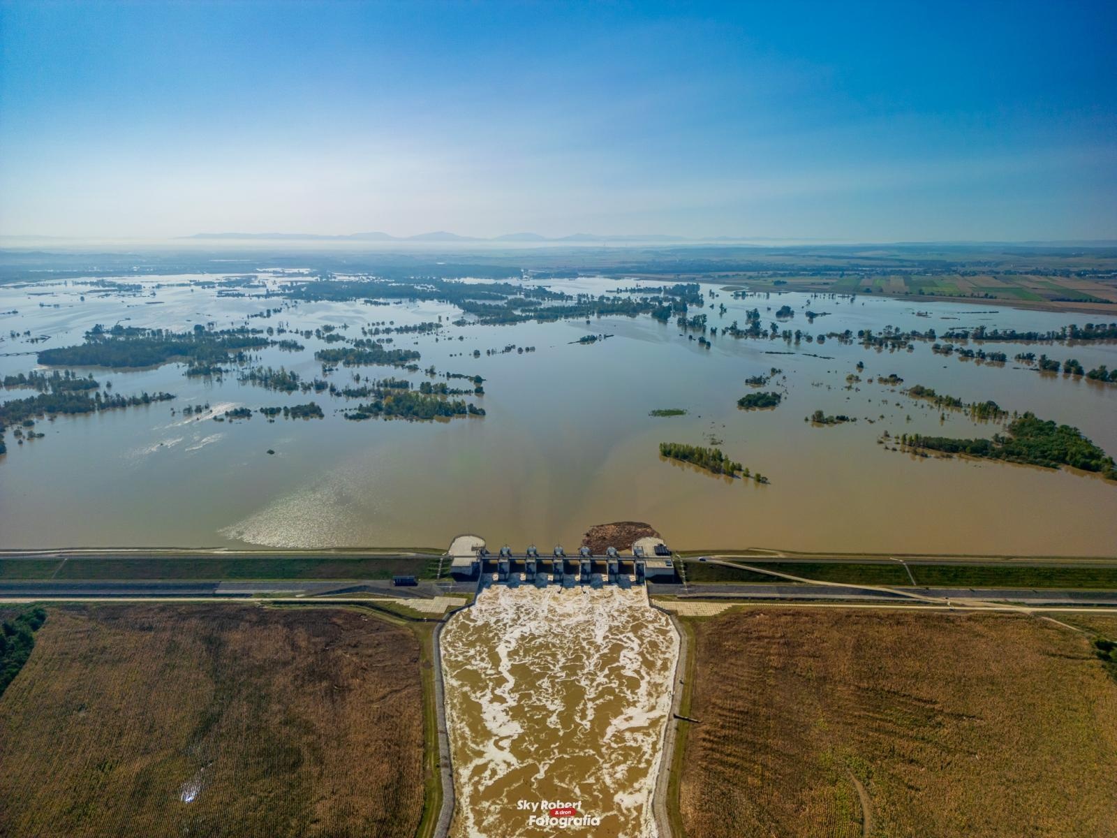 Zdjęcie w galerii na portalu naszraciborz.pl: Zbiornik Racibórz zakończył pracę. Teraz czeka go przegląd wiadomości z regionu