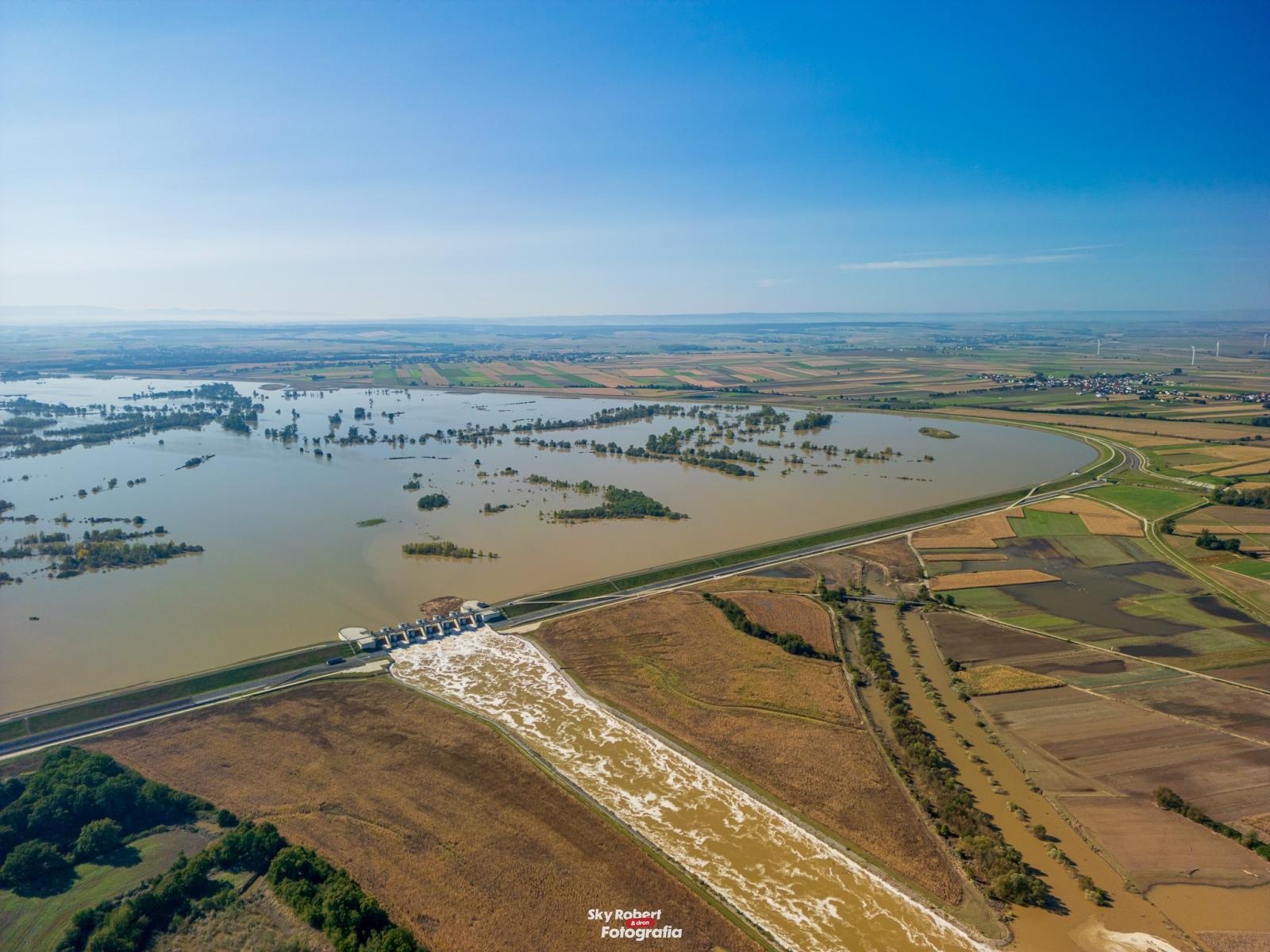 Zdjęcie w galerii na portalu naszraciborz.pl: Zbiornik Racibórz zakończył pracę. Teraz czeka go przegląd wiadomości z regionu
