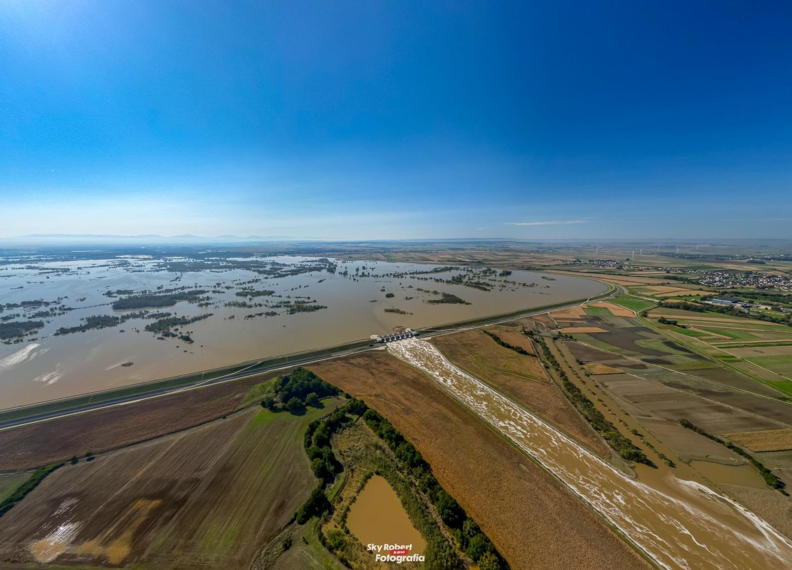 Zdjęcie w galerii na portalu naszraciborz.pl: Zbiornik Racibórz zakończył pracę. Teraz czeka go przegląd wiadomości z regionu