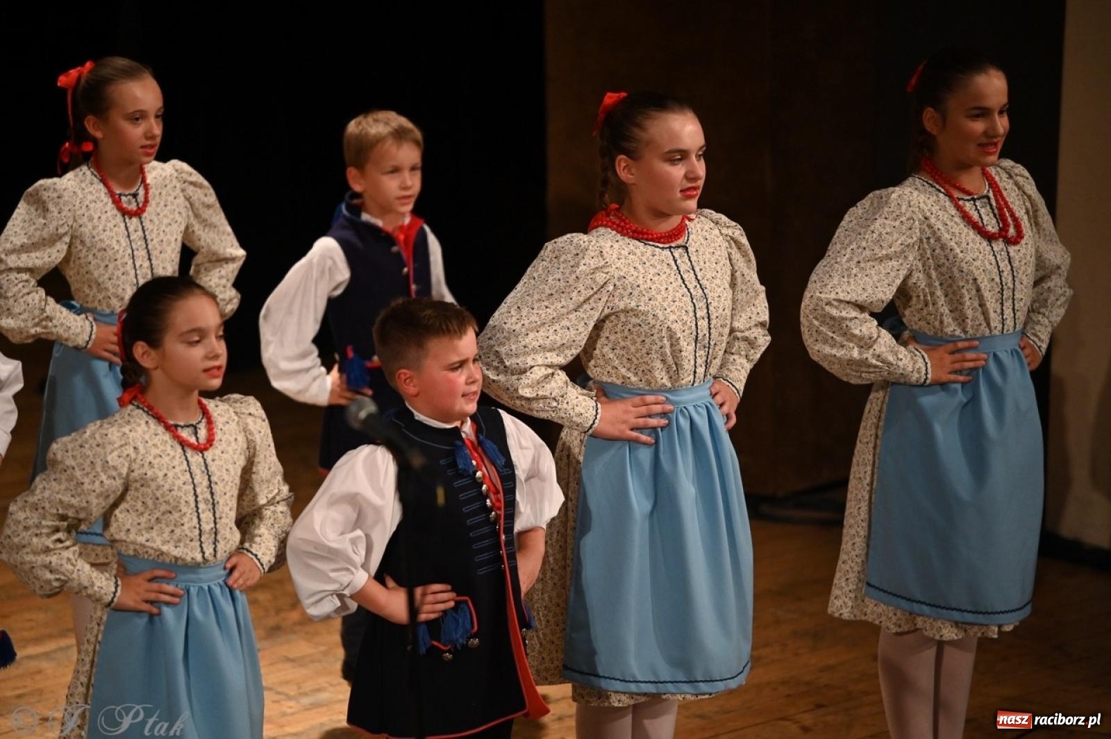 Zdjęcie w galerii na portalu naszraciborz.pl: 70. urodziny Zespołu Pieśni i Tańca Strzecha. Koncert jubileuszowy w RCK [FOTO i WIDEO] wiadomości z regionu