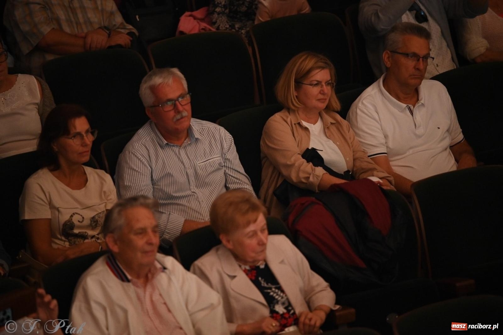 Zdjęcie w galerii na portalu naszraciborz.pl: 70. urodziny Zespołu Pieśni i Tańca Strzecha. Koncert jubileuszowy w RCK [FOTO i WIDEO] wiadomości z regionu