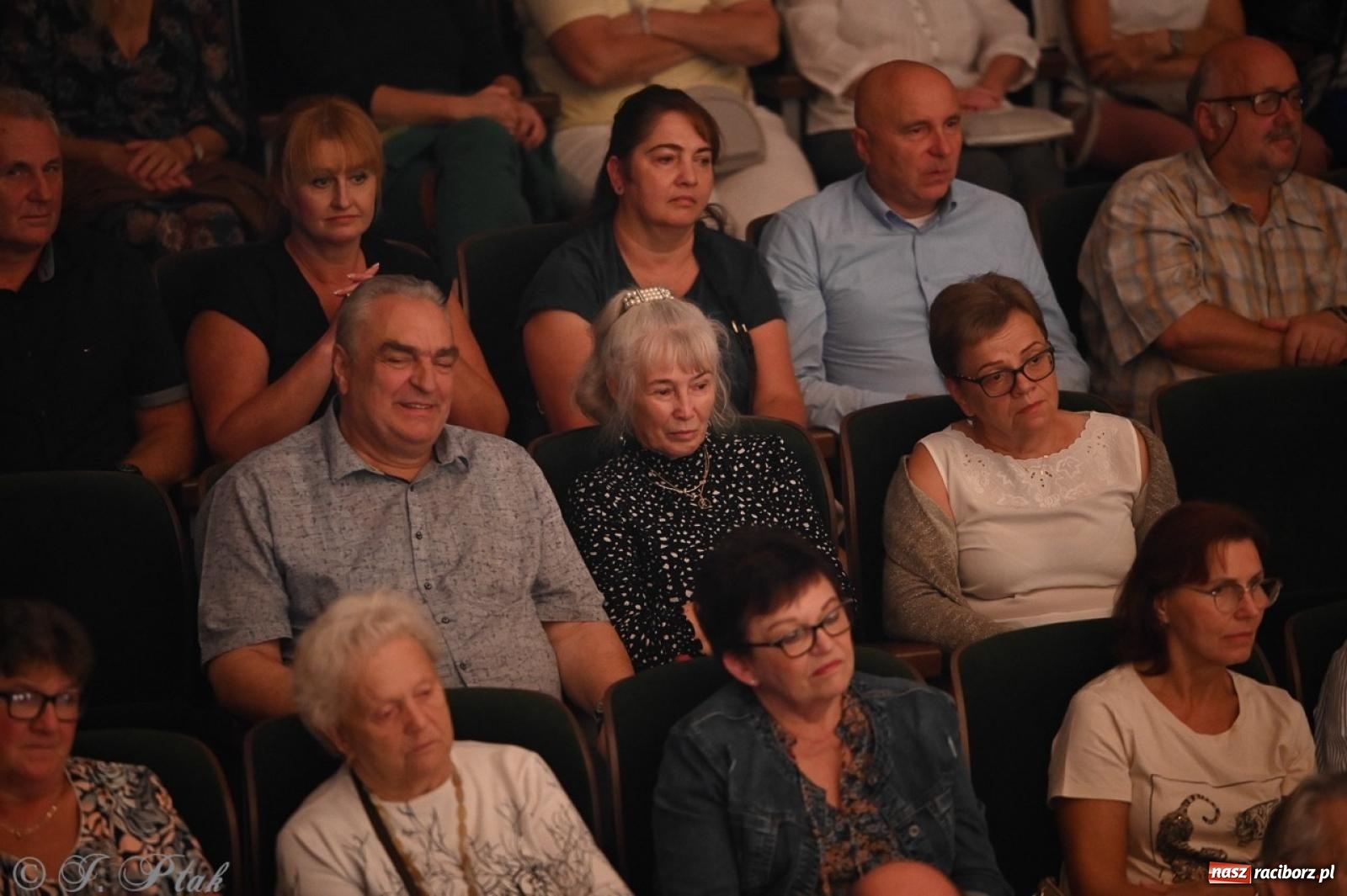 Zdjęcie w galerii na portalu naszraciborz.pl: 70. urodziny Zespołu Pieśni i Tańca Strzecha. Koncert jubileuszowy w RCK [FOTO i WIDEO] wiadomości z regionu