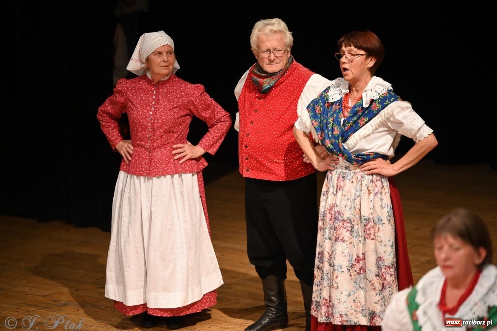 Zdjęcie w galerii na portalu naszraciborz.pl: 70. urodziny Zespołu Pieśni i Tańca Strzecha. Koncert jubileuszowy w RCK [FOTO i WIDEO] wiadomości z regionu