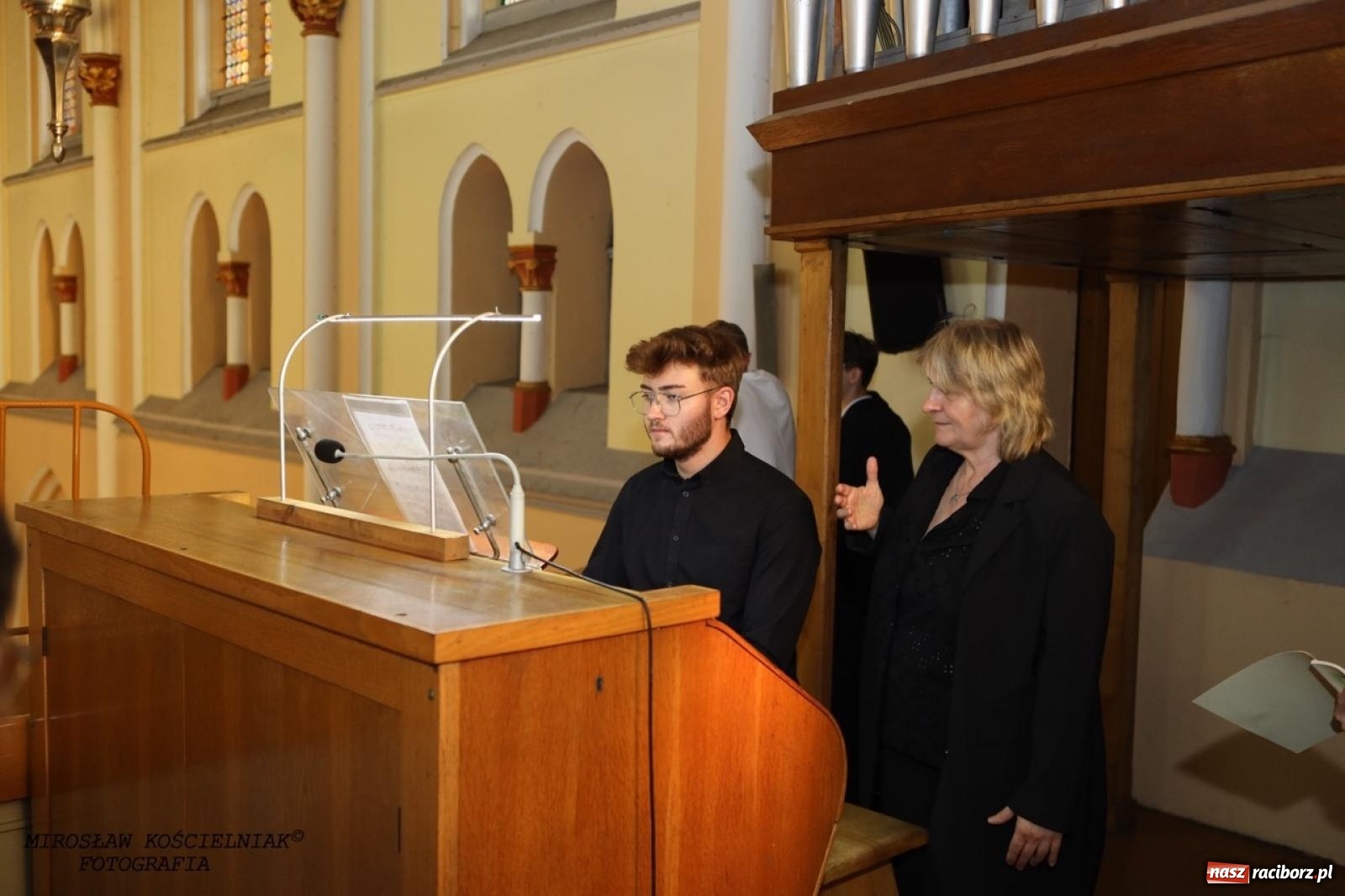 Zdjęcie w galerii na portalu naszraciborz.pl: XXXVII Dni Muzyki Organowej i Kameralnej im. H. Klai - tradycja i młode talenty wiadomości z regionu