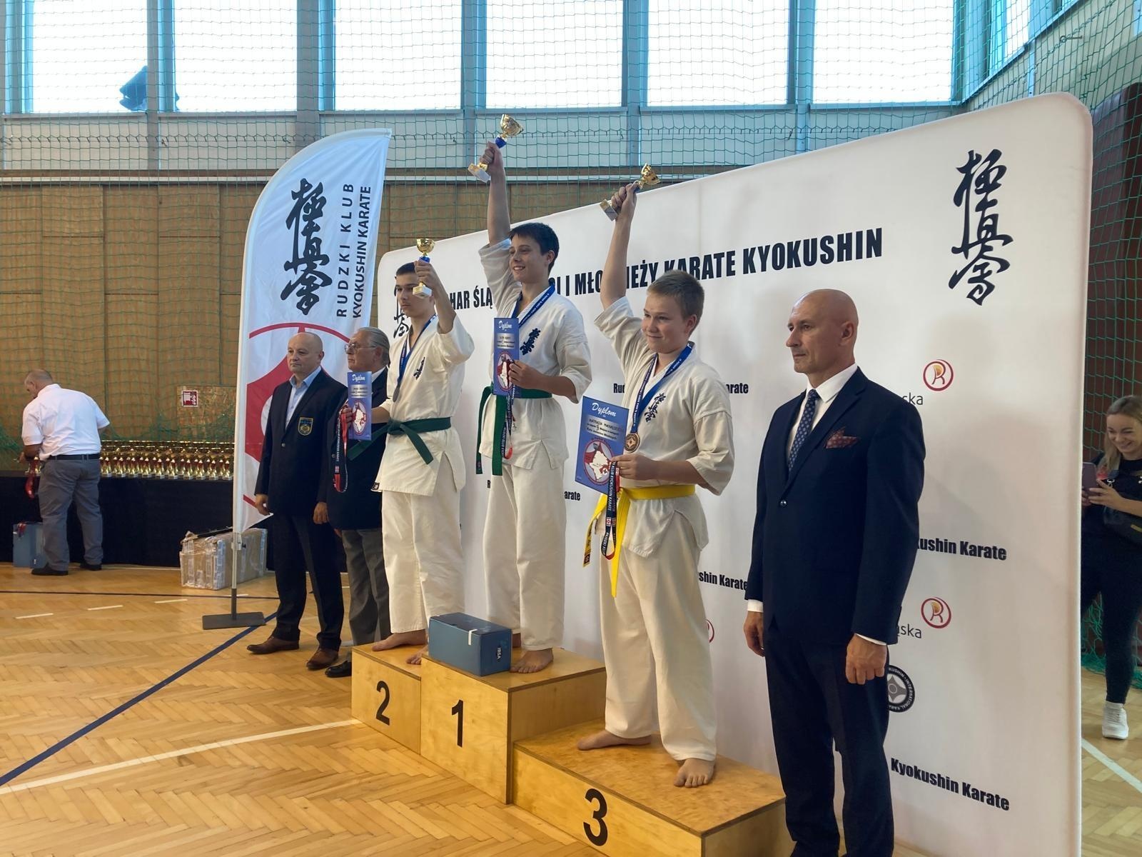 Zdjęcie w galerii na portalu naszraciborz.pl: Raciborscy karatecy na Pucharze Śląska wiadomości z regionu