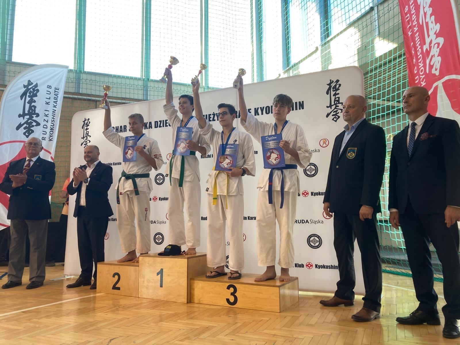 Zdjęcie w galerii na portalu naszraciborz.pl: Raciborscy karatecy na Pucharze Śląska wiadomości z regionu