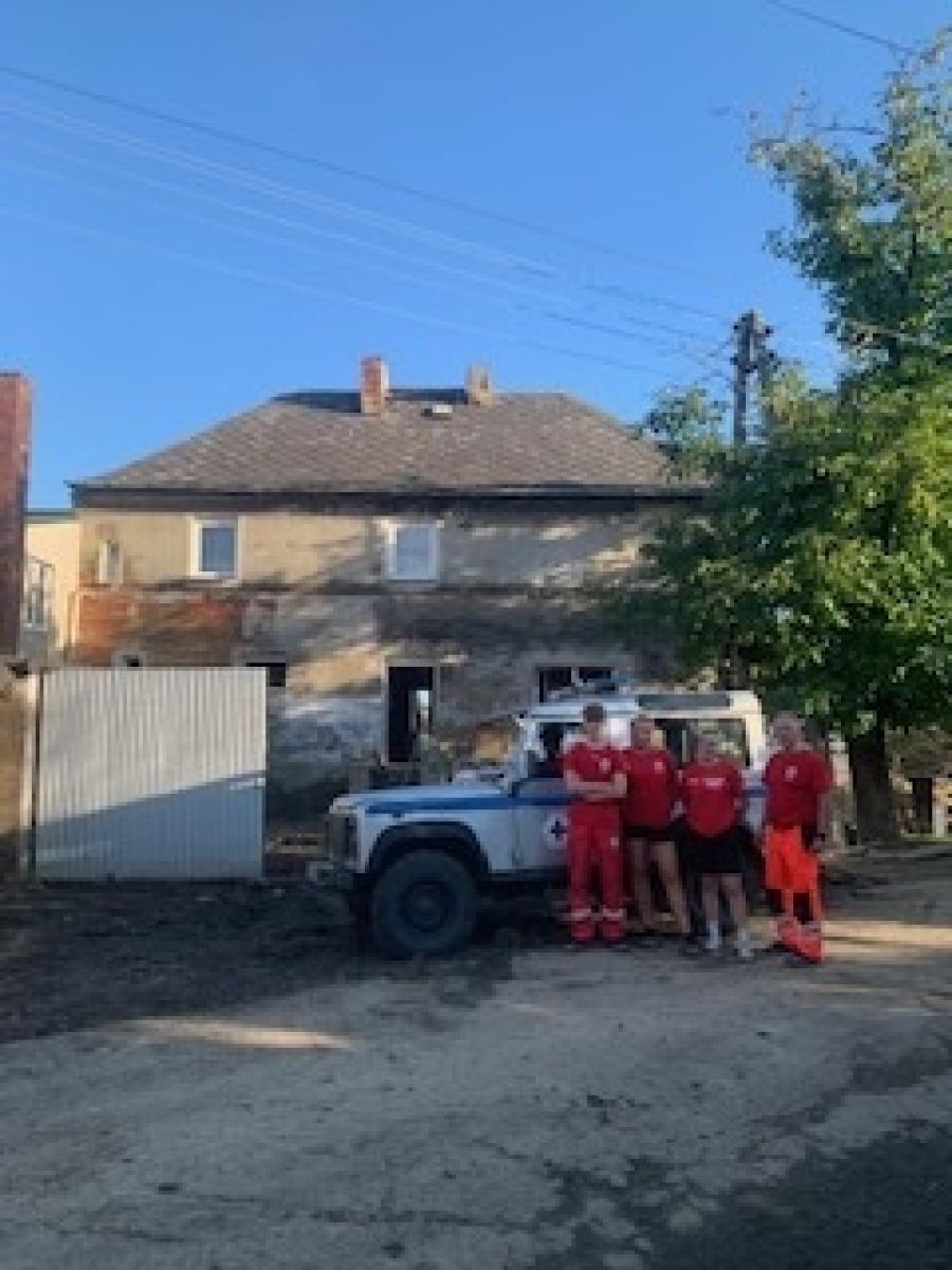 Zdjęcie w galerii na portalu naszraciborz.pl: Raciborscy WOPR-owcy zaangażowani w pomoc powodzianom z Branic wiadomości z regionu