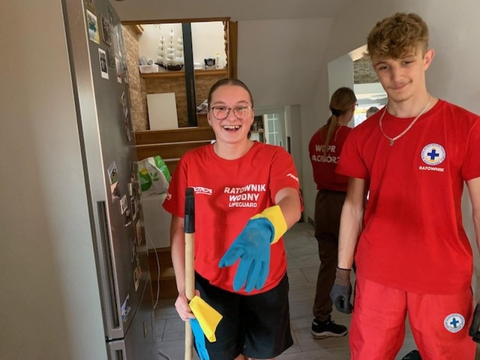 Zdjęcie w galerii na portalu naszraciborz.pl: Raciborscy WOPR-owcy zaangażowani w pomoc powodzianom z Branic wiadomości z regionu