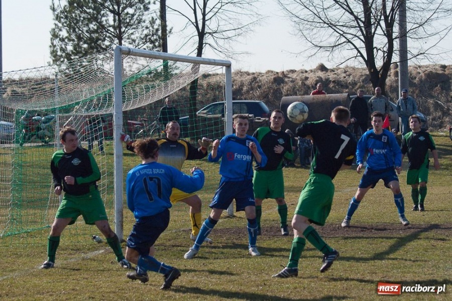 Zdjęcie w galerii na portalu naszraciborz.pl: Gminne derby dla Borucina wiadomości z regionu