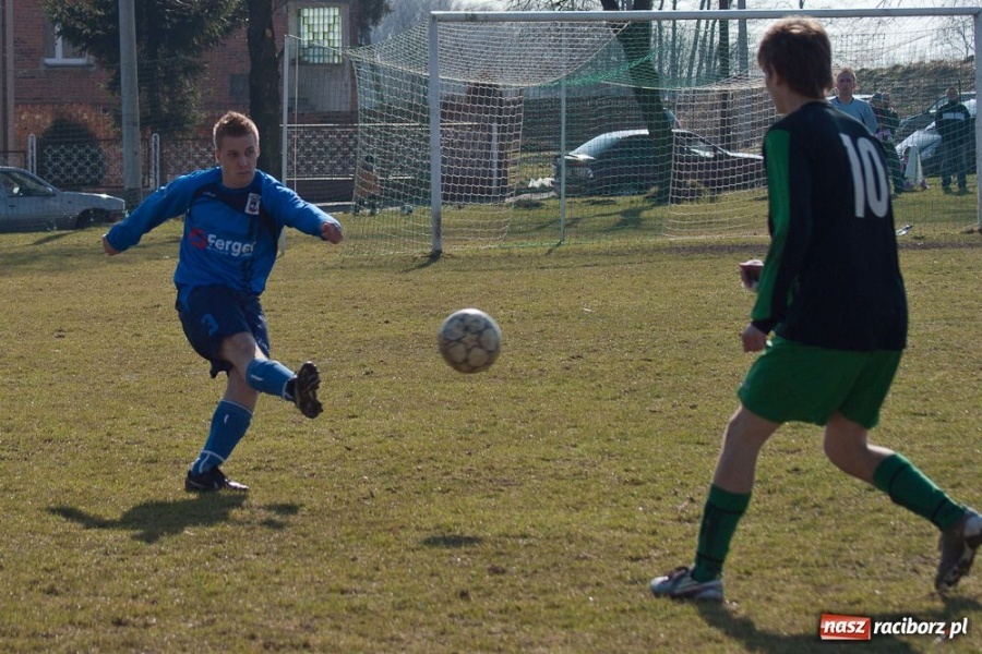 Zdjęcie w galerii na portalu naszraciborz.pl: Gminne derby dla Borucina wiadomości z regionu