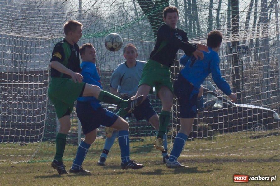 Zdjęcie w galerii na portalu naszraciborz.pl: Gminne derby dla Borucina wiadomości z regionu