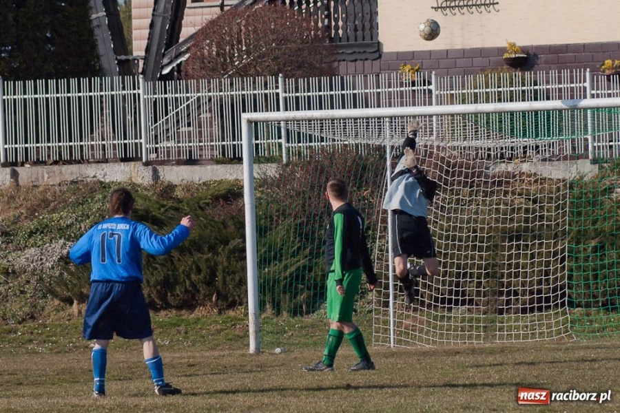 Zdjęcie w galerii na portalu naszraciborz.pl: Gminne derby dla Borucina wiadomości z regionu