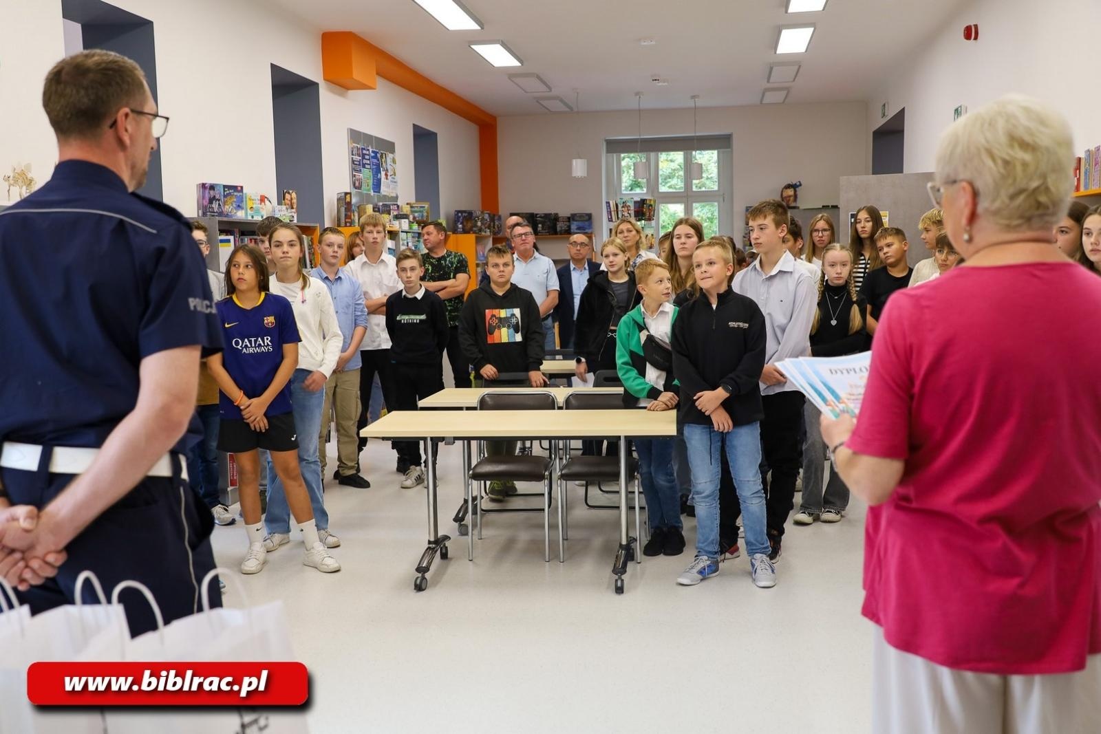 Zdjęcie w galerii na portalu naszraciborz.pl: Konkurs Wiedzy o Ruchu Drogowym w bibliotece rozstrzygnięty wiadomości z regionu