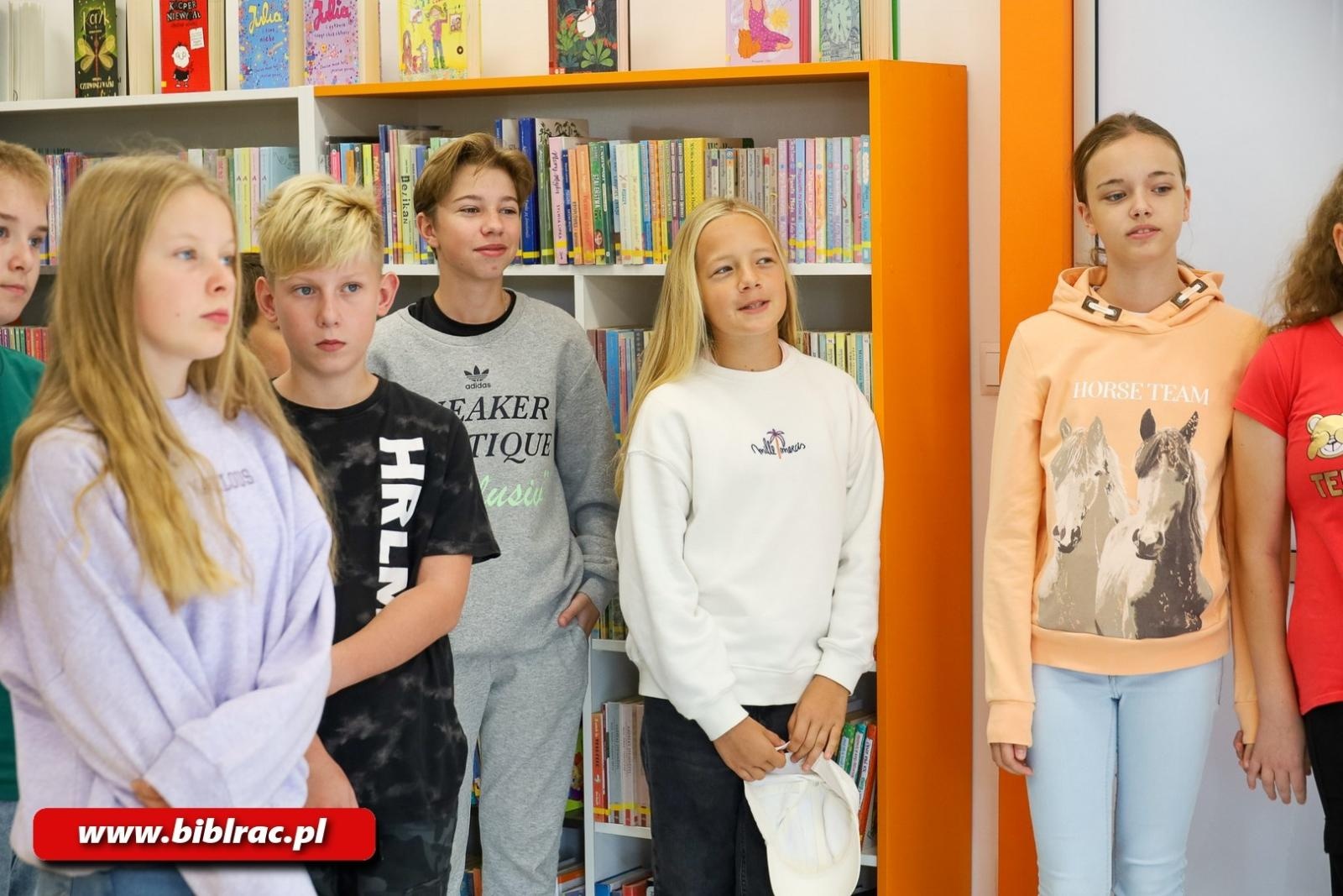 Zdjęcie w galerii na portalu naszraciborz.pl: Konkurs Wiedzy o Ruchu Drogowym w bibliotece rozstrzygnięty wiadomości z regionu