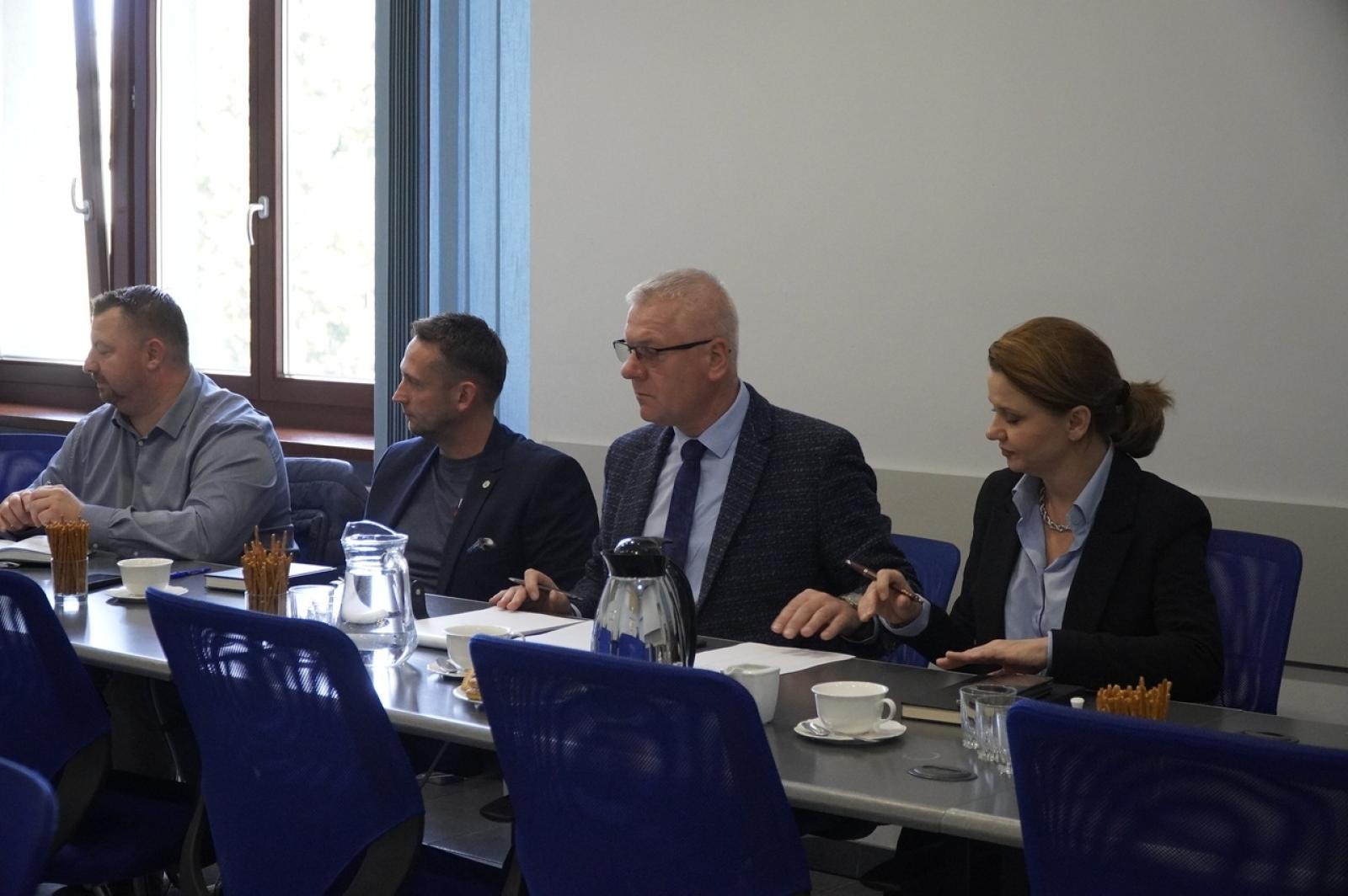 Zdjęcie w galerii na portalu naszraciborz.pl: W raciborskim ratuszu rozmawiano o Regionalnej Drodze Racibórz - Pszczyna wiadomości z regionu