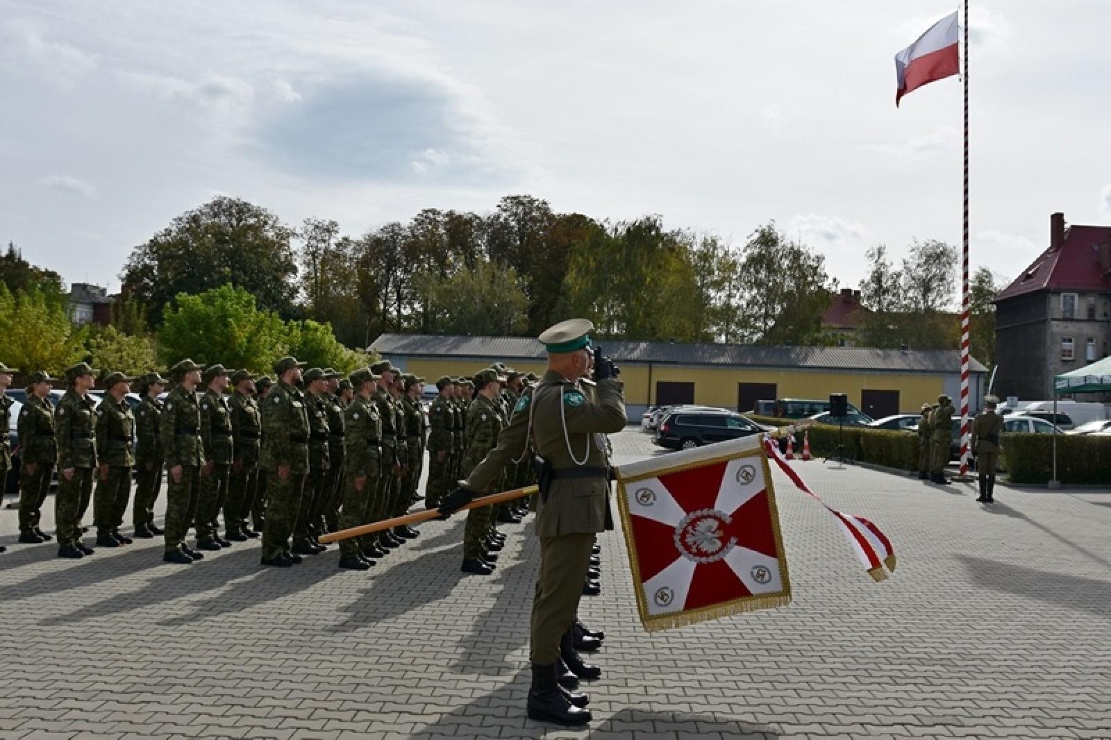 Zdjęcie w galerii na portalu naszraciborz.pl: W Raciborzu odbyło się uroczyste ślubowanie nowych strażników granicznych wiadomości z regionu
