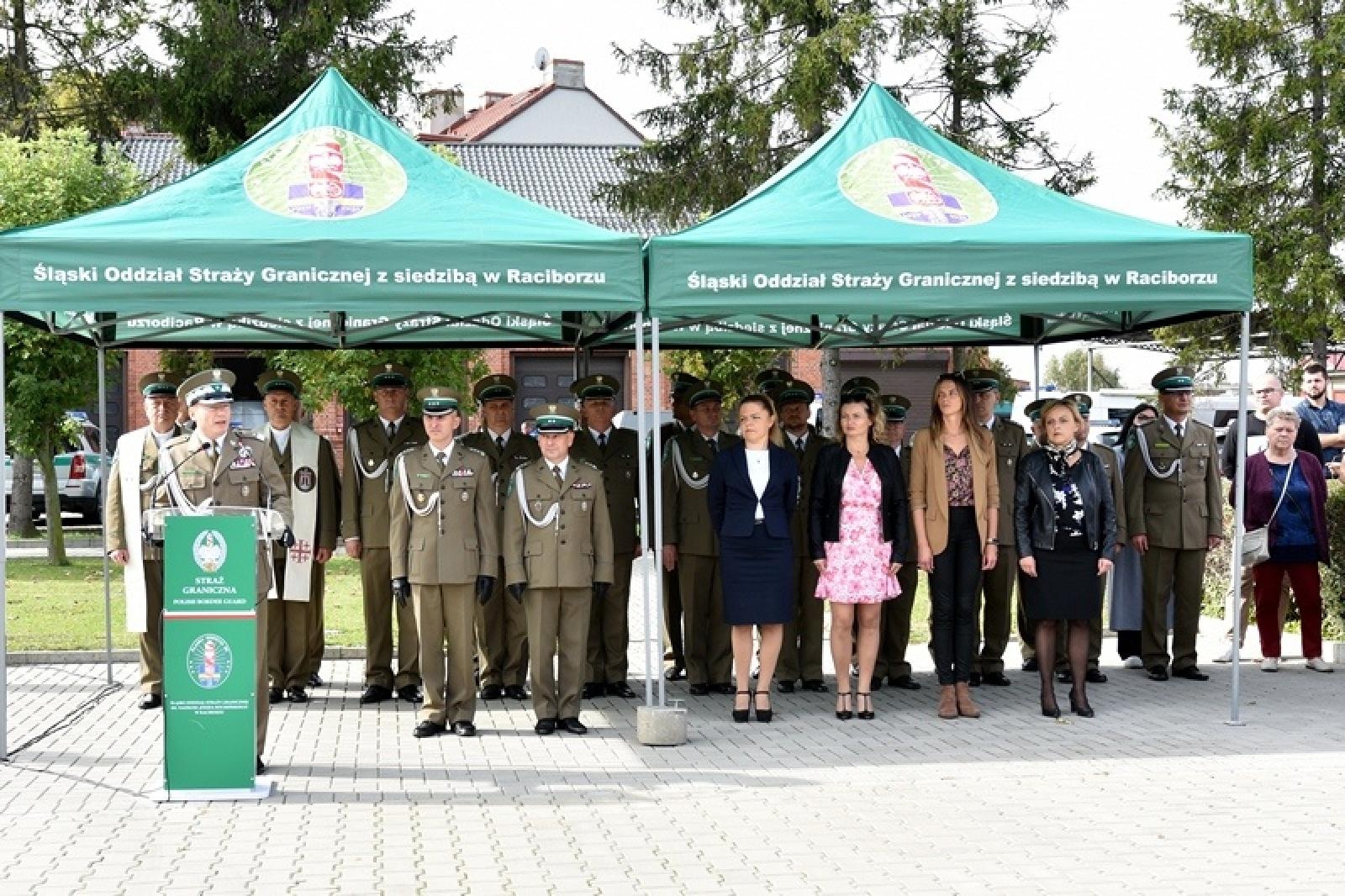 Zdjęcie w galerii na portalu naszraciborz.pl: W Raciborzu odbyło się uroczyste ślubowanie nowych strażników granicznych wiadomości z regionu