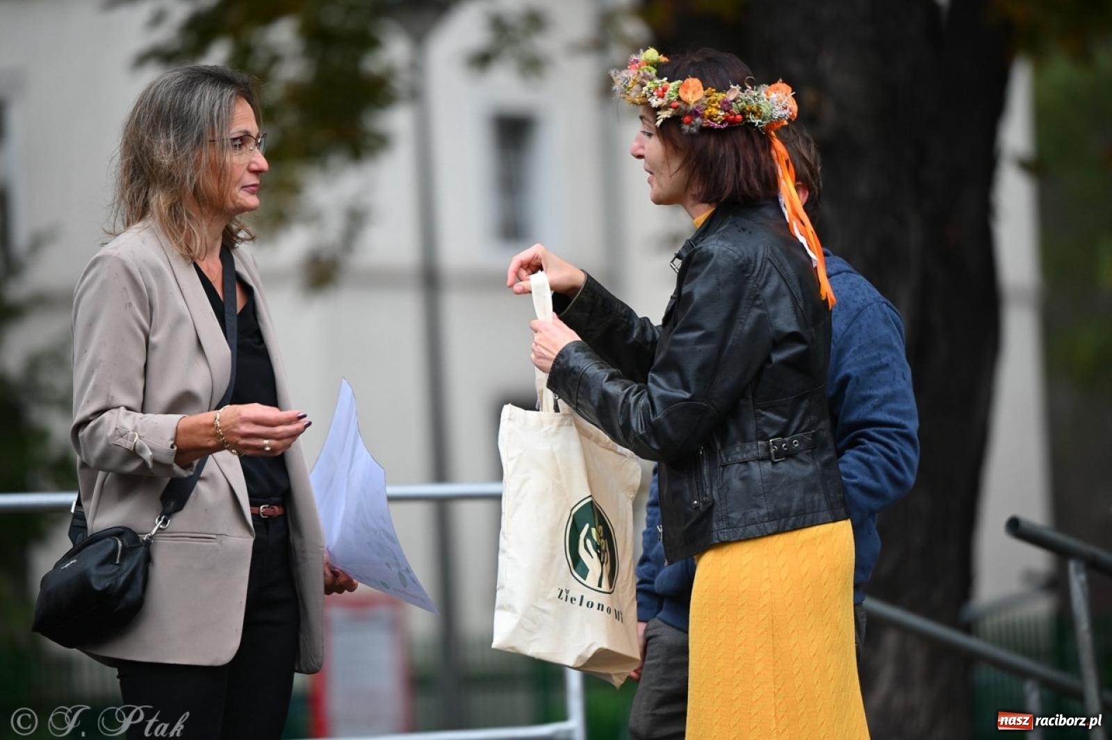 Zdjęcie w galerii na portalu naszraciborz.pl: Święto Dyni w Ogródku Jordanowskim: celebracja jesieni pełna barw i zabawy wiadomości z regionu