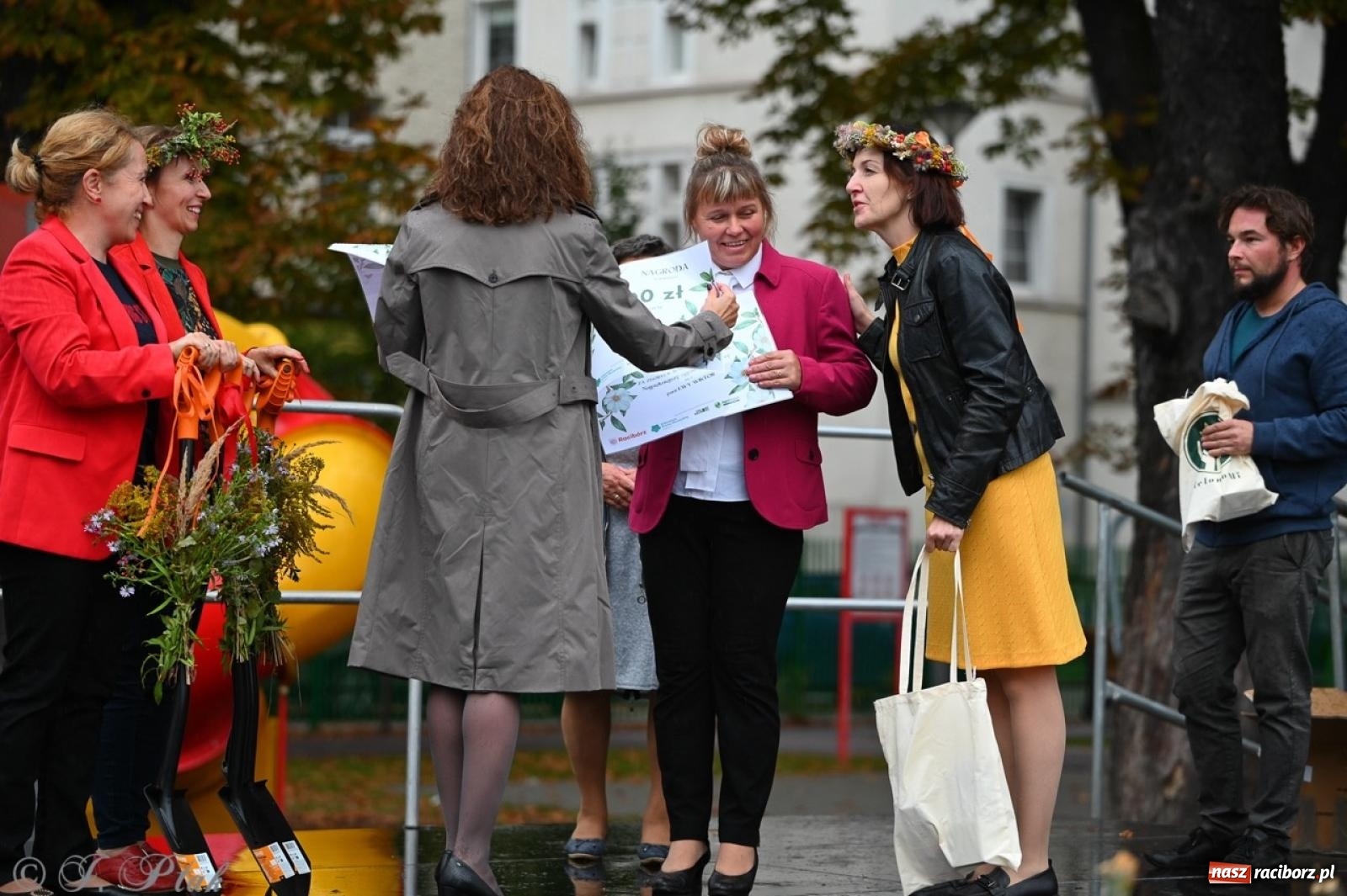 Zdjęcie w galerii na portalu naszraciborz.pl: Święto Dyni w Ogródku Jordanowskim: celebracja jesieni pełna barw i zabawy wiadomości z regionu