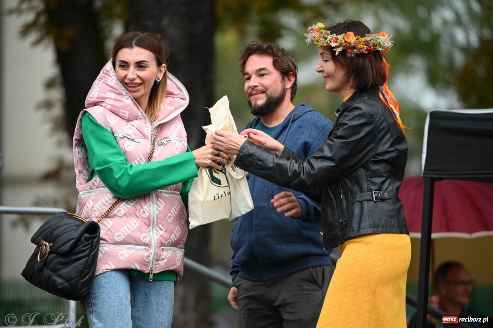 Zdjęcie w galerii na portalu naszraciborz.pl: Święto Dyni w Ogródku Jordanowskim: celebracja jesieni pełna barw i zabawy wiadomości z regionu