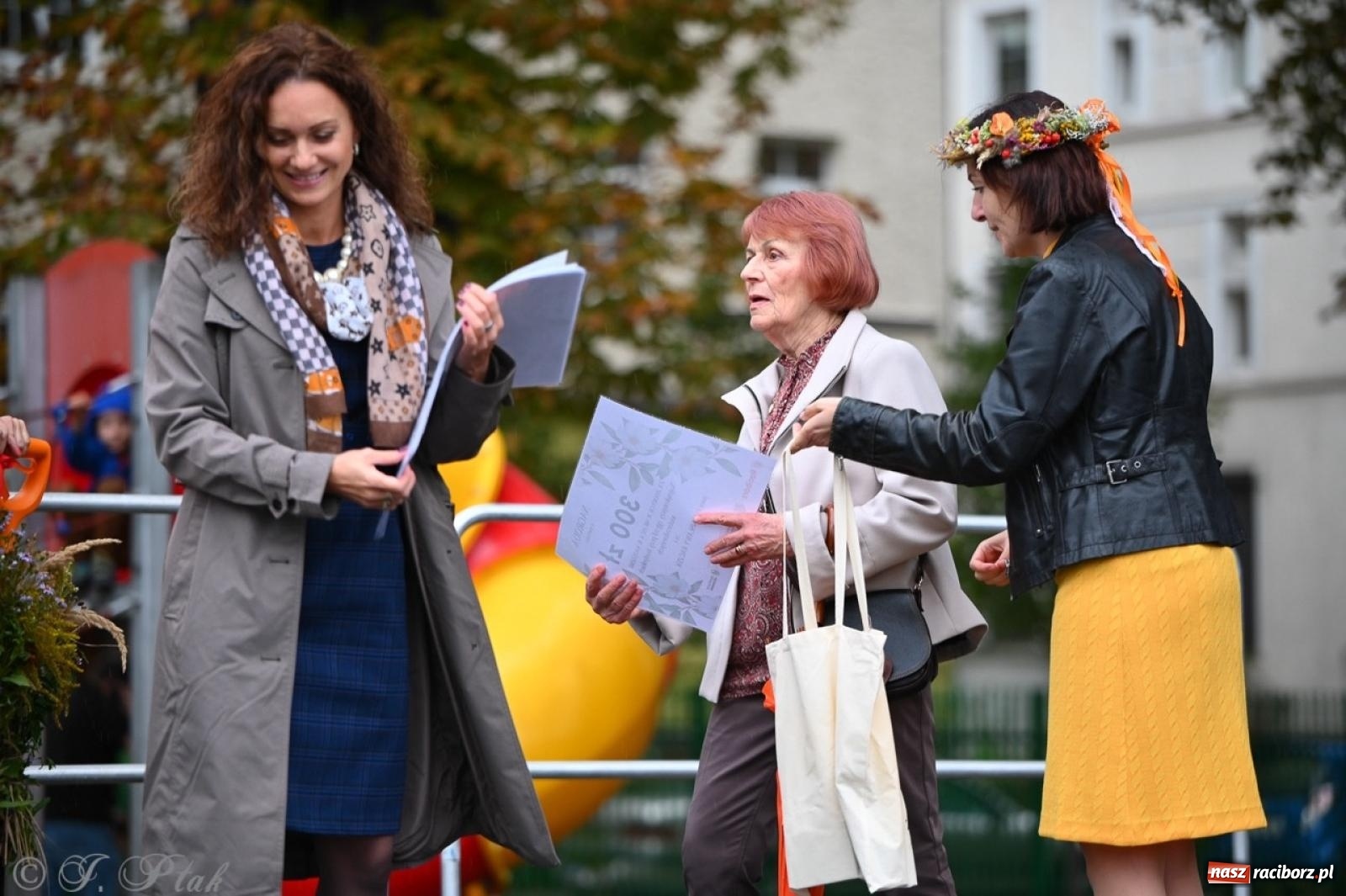 Zdjęcie w galerii na portalu naszraciborz.pl: Święto Dyni w Ogródku Jordanowskim: celebracja jesieni pełna barw i zabawy wiadomości z regionu