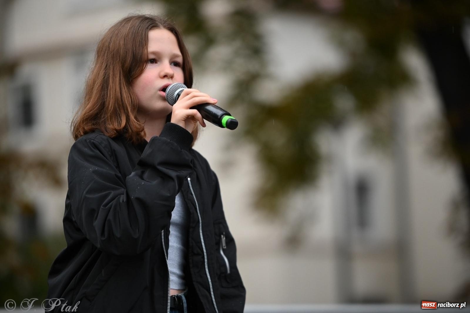 Zdjęcie w galerii na portalu naszraciborz.pl: Święto Dyni w Ogródku Jordanowskim: celebracja jesieni pełna barw i zabawy wiadomości z regionu