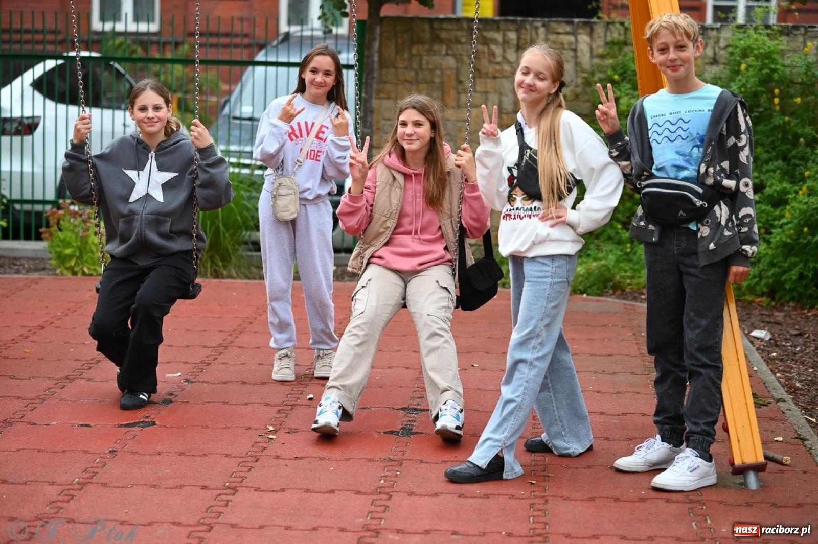 Zdjęcie w galerii na portalu naszraciborz.pl: Święto Dyni w Ogródku Jordanowskim: celebracja jesieni pełna barw i zabawy wiadomości z regionu