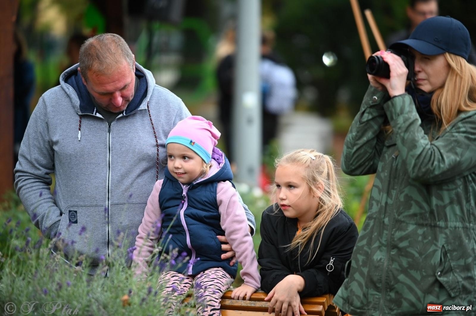 Zdjęcie w galerii na portalu naszraciborz.pl: Święto Dyni w Ogródku Jordanowskim: celebracja jesieni pełna barw i zabawy wiadomości z regionu