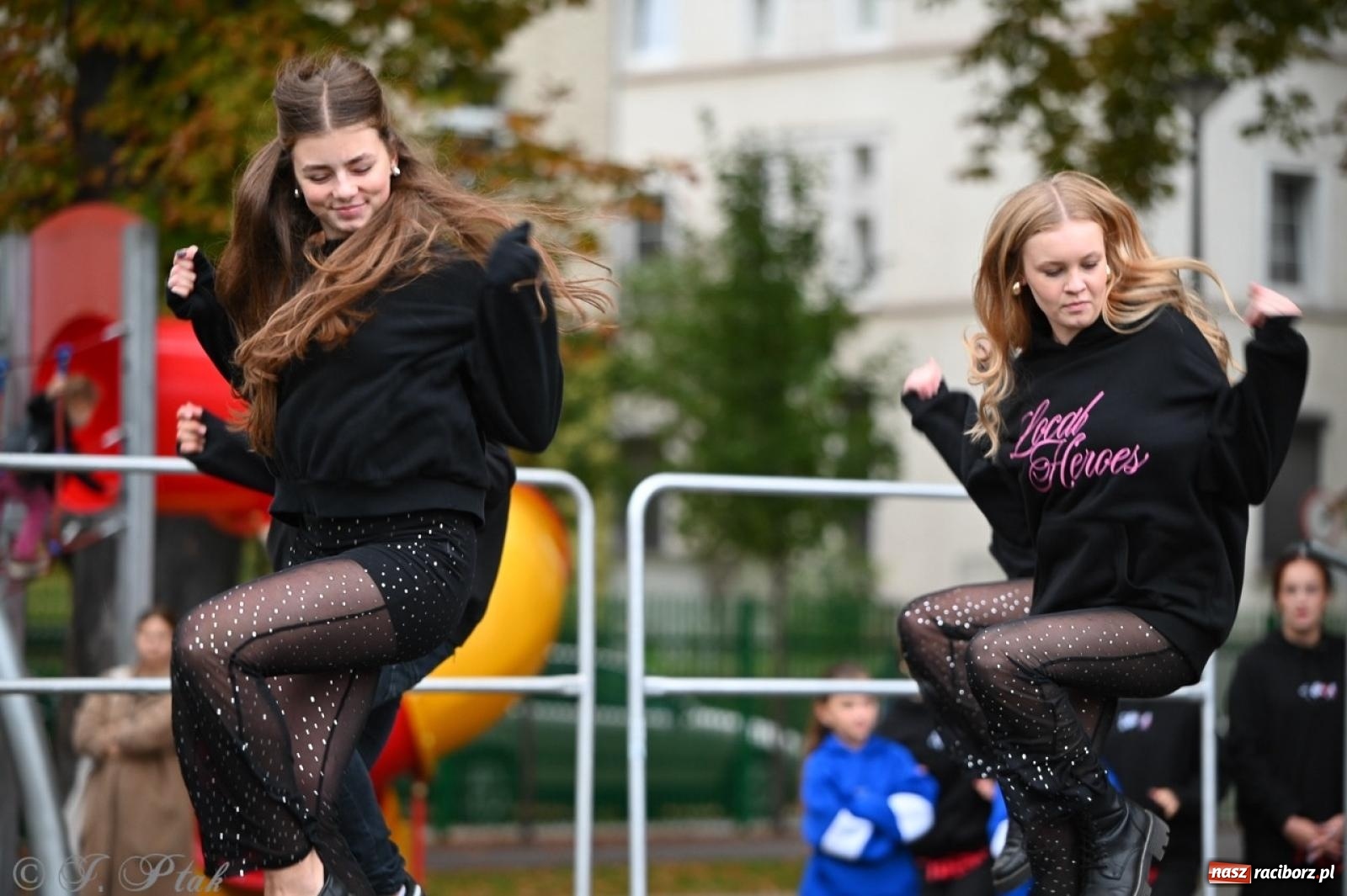 Zdjęcie w galerii na portalu naszraciborz.pl: Święto Dyni w Ogródku Jordanowskim: celebracja jesieni pełna barw i zabawy wiadomości z regionu