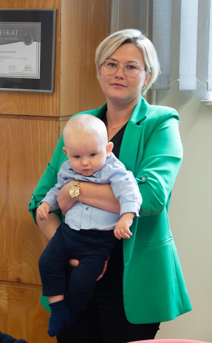 Zdjęcie w galerii na portalu naszraciborz.pl: Nowi mieszkańcy gminy Krzyżanowice oficjalnie powitani wiadomości z regionu