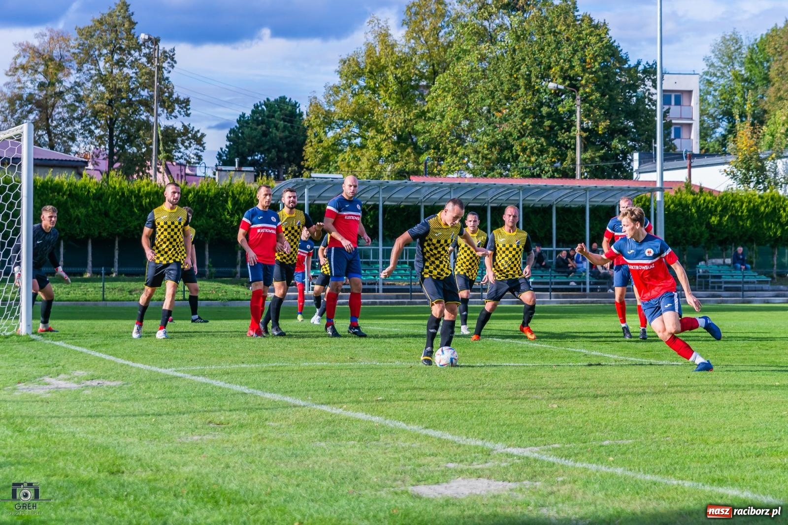 Zdjęcie w galerii na portalu naszraciborz.pl: A klasa. Osiem goli i niespodzianka. Chałupki pokonały wicelidera [FOTO] wiadomości z regionu
