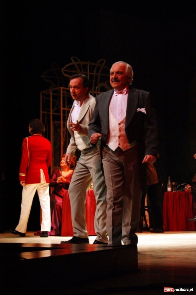 Zdjęcie w galerii na portalu naszraciborz.pl: Przywitali wiosnę Księżniczką Czardasza wiadomości z regionu