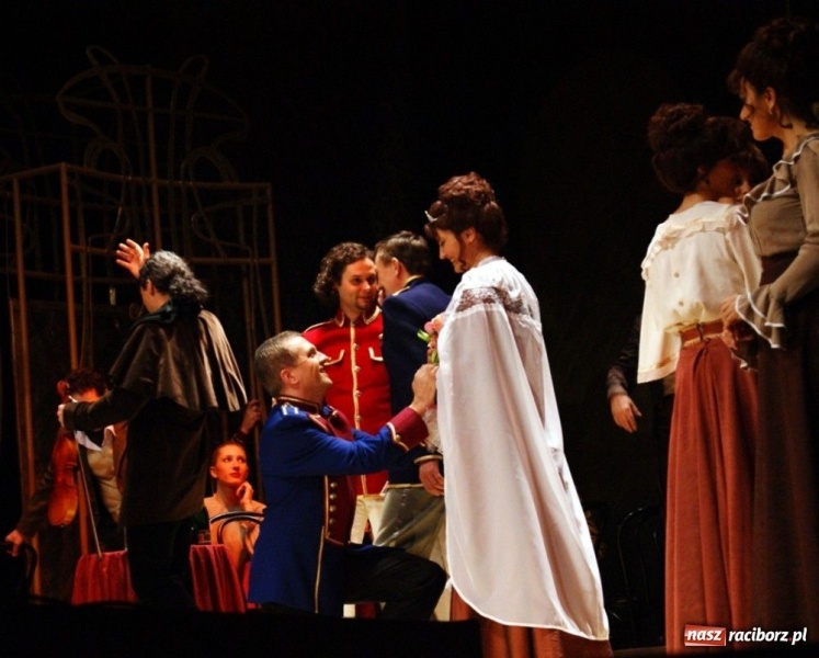 Zdjęcie w galerii na portalu naszraciborz.pl: Przywitali wiosnę Księżniczką Czardasza wiadomości z regionu