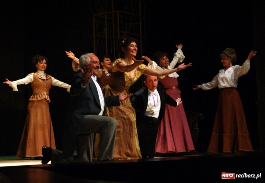 Zdjęcie w galerii na portalu naszraciborz.pl: Przywitali wiosnę Księżniczką Czardasza wiadomości z regionu