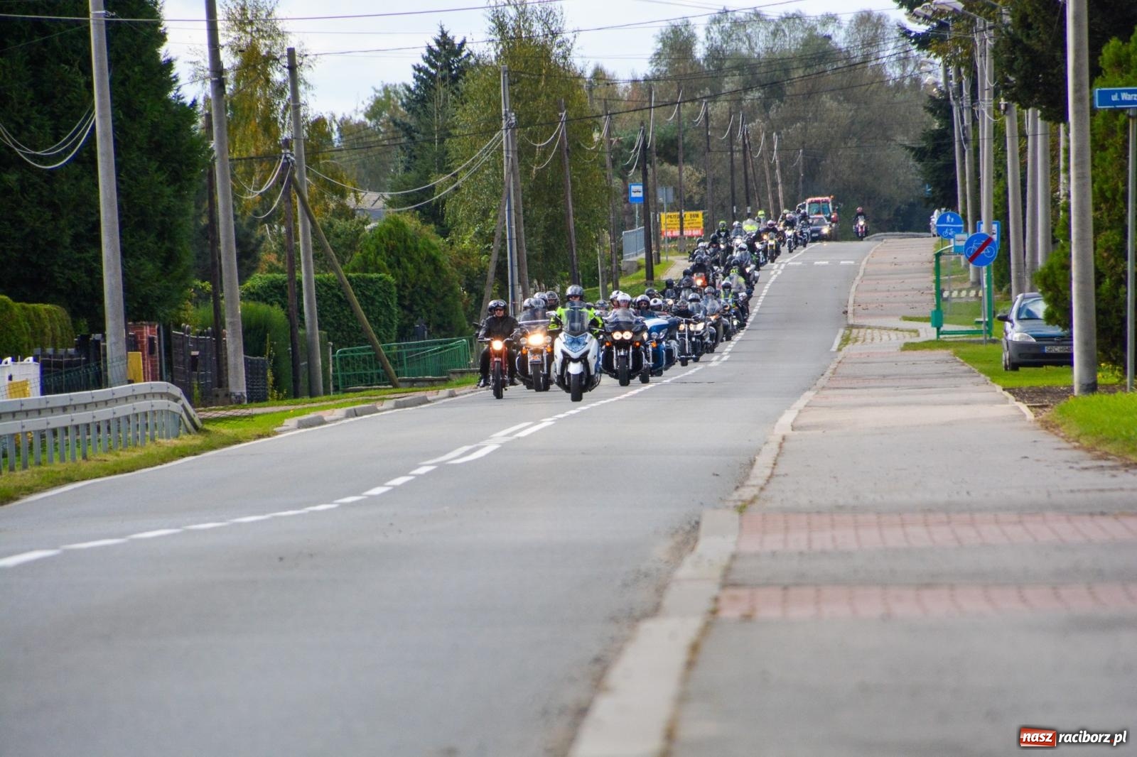 Zdjęcie w galerii na portalu naszraciborz.pl: Zakończenie sezonu motocyklowego 2024 w Raciborzu: piknik, msza i wspólna przejażdżka wiadomości z regionu