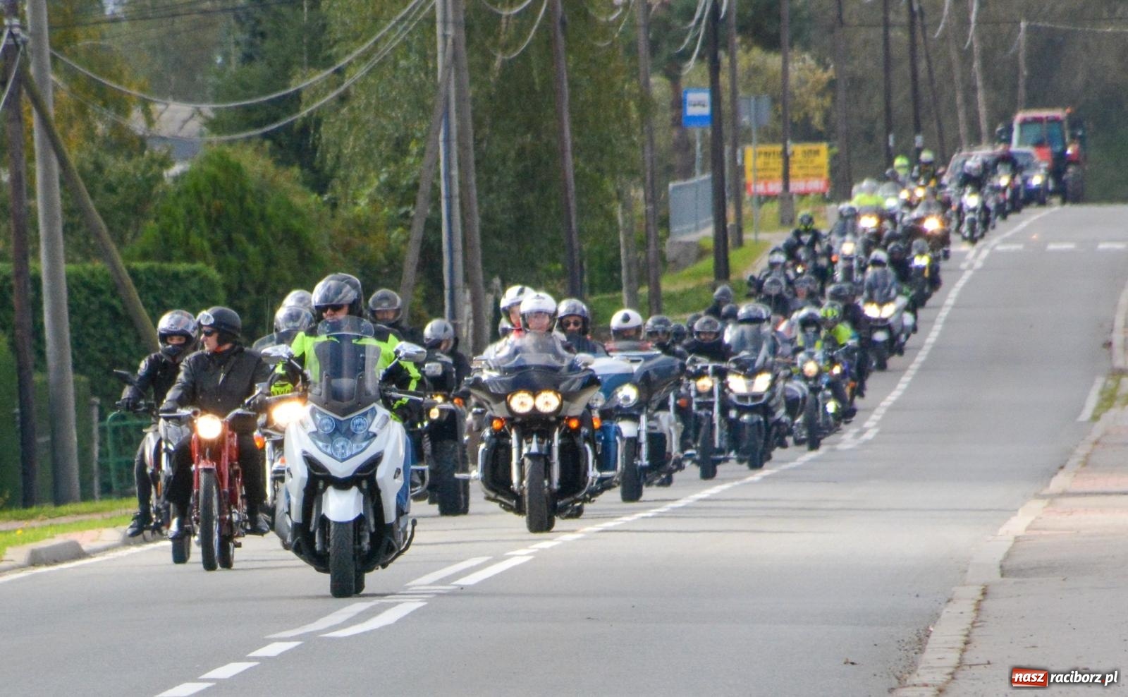 Zdjęcie w galerii na portalu naszraciborz.pl: Zakończenie sezonu motocyklowego 2024 w Raciborzu: piknik, msza i wspólna przejażdżka wiadomości z regionu