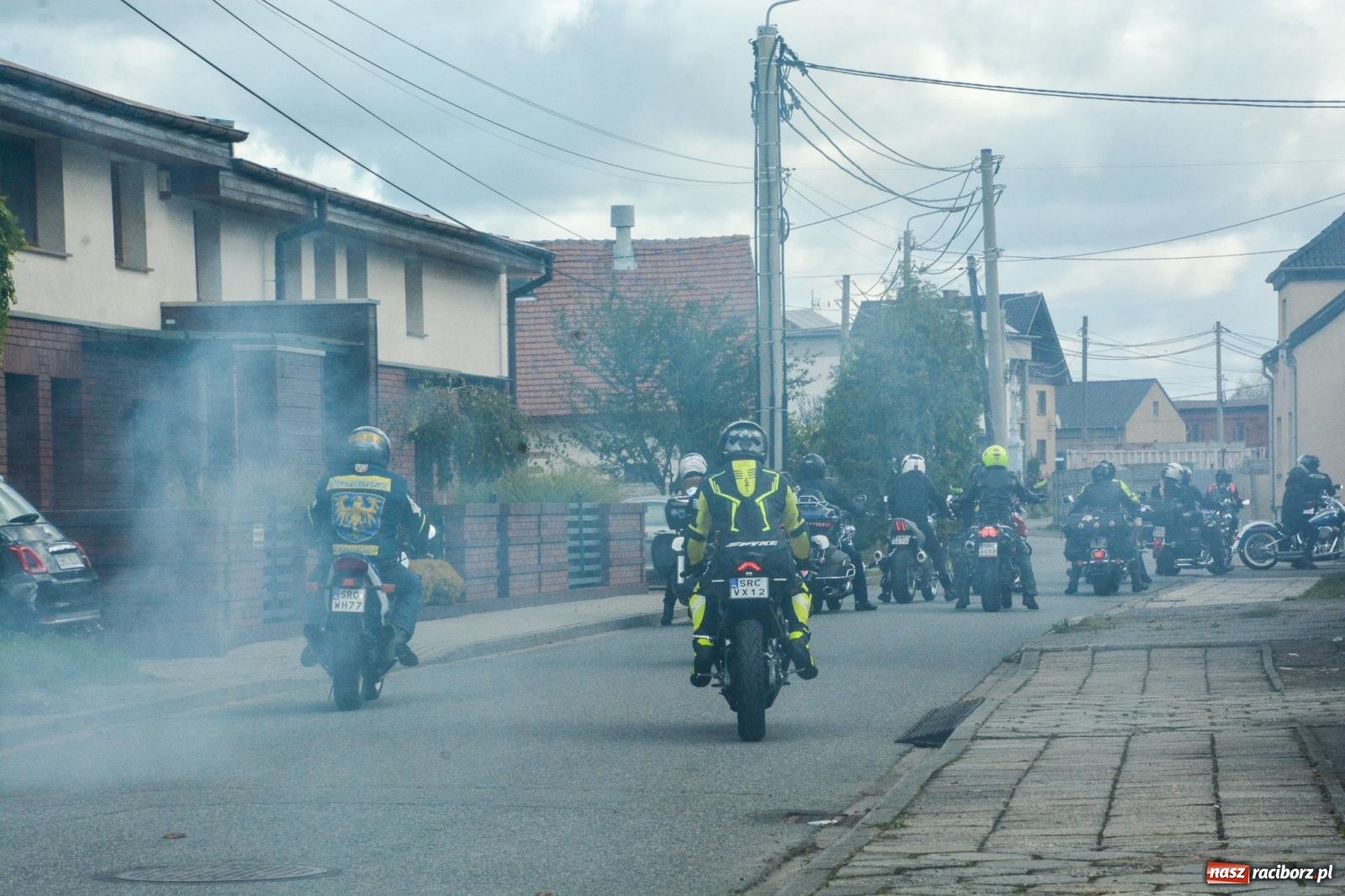 Zdjęcie w galerii na portalu naszraciborz.pl: Zakończenie sezonu motocyklowego 2024 w Raciborzu: piknik, msza i wspólna przejażdżka wiadomości z regionu