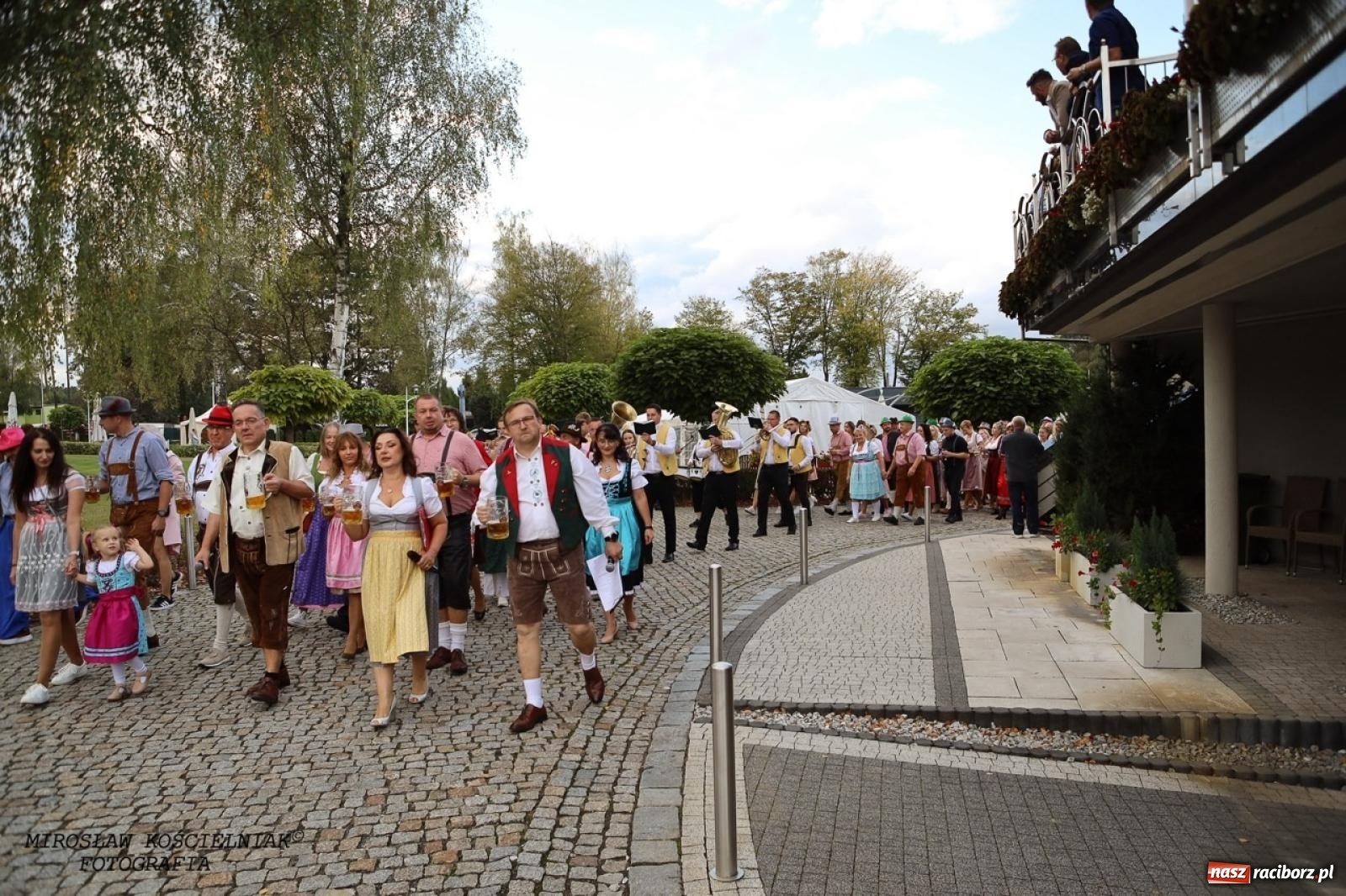 Zdjęcie w galerii na portalu naszraciborz.pl: Raciborski Oktoberfest w Szymocicach: bawarskie klimaty i świetna zabawa [FOTO i WIDEO] wiadomości z regionu