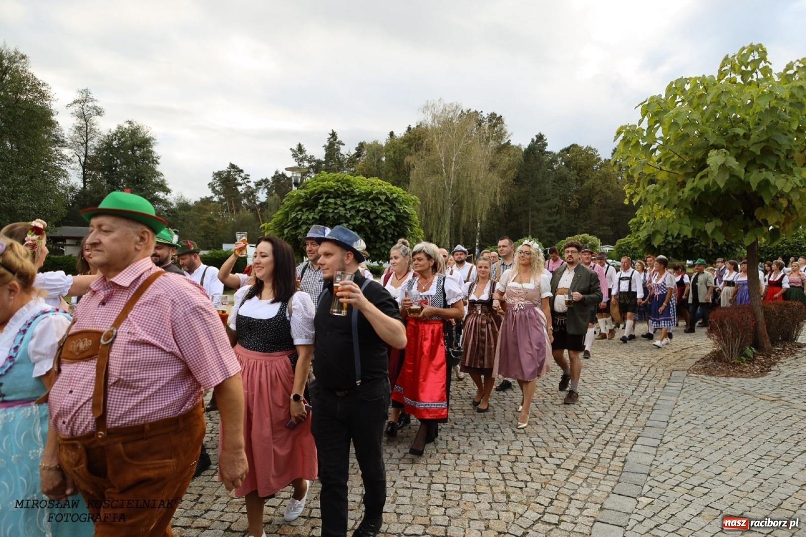 Zdjęcie w galerii na portalu naszraciborz.pl: Raciborski Oktoberfest w Szymocicach: bawarskie klimaty i świetna zabawa [FOTO i WIDEO] wiadomości z regionu