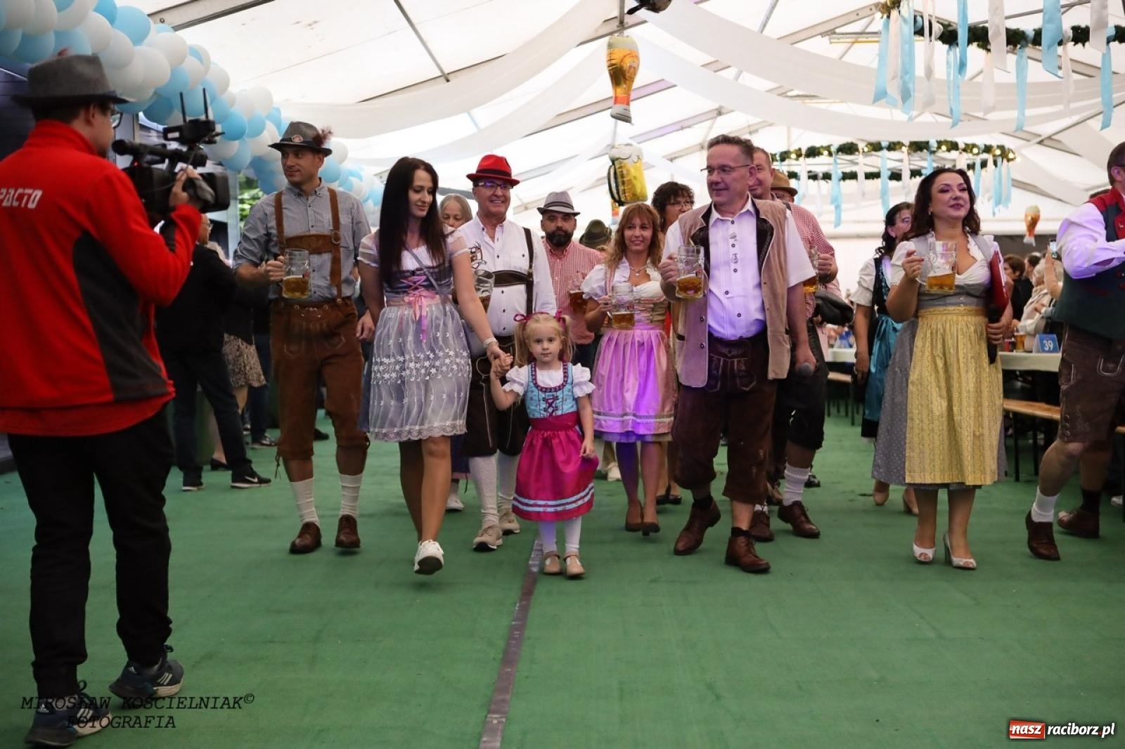 Zdjęcie w galerii na portalu naszraciborz.pl: Raciborski Oktoberfest w Szymocicach: bawarskie klimaty i świetna zabawa [FOTO i WIDEO] wiadomości z regionu