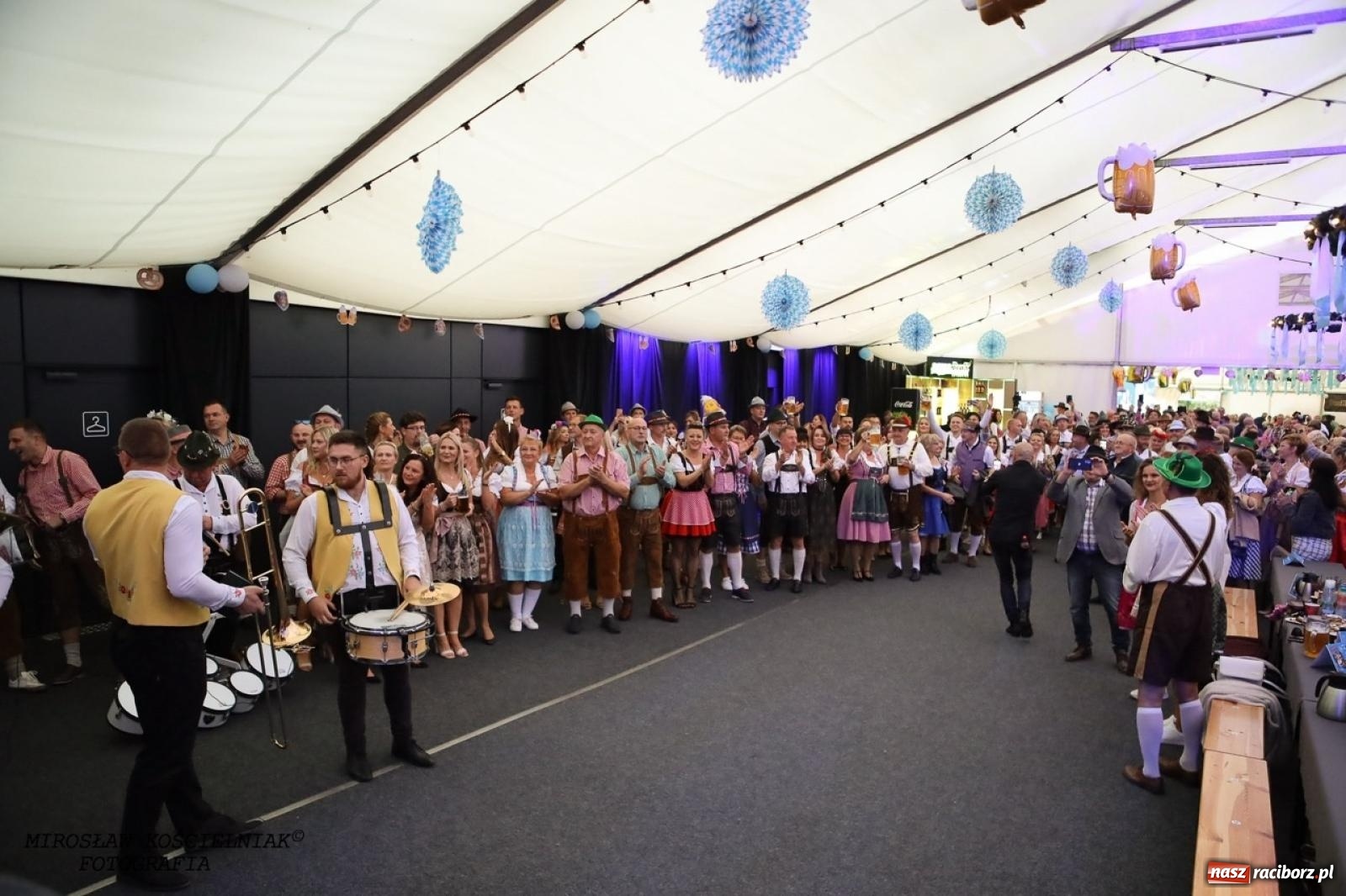 Zdjęcie w galerii na portalu naszraciborz.pl: Raciborski Oktoberfest w Szymocicach: bawarskie klimaty i świetna zabawa [FOTO i WIDEO] wiadomości z regionu