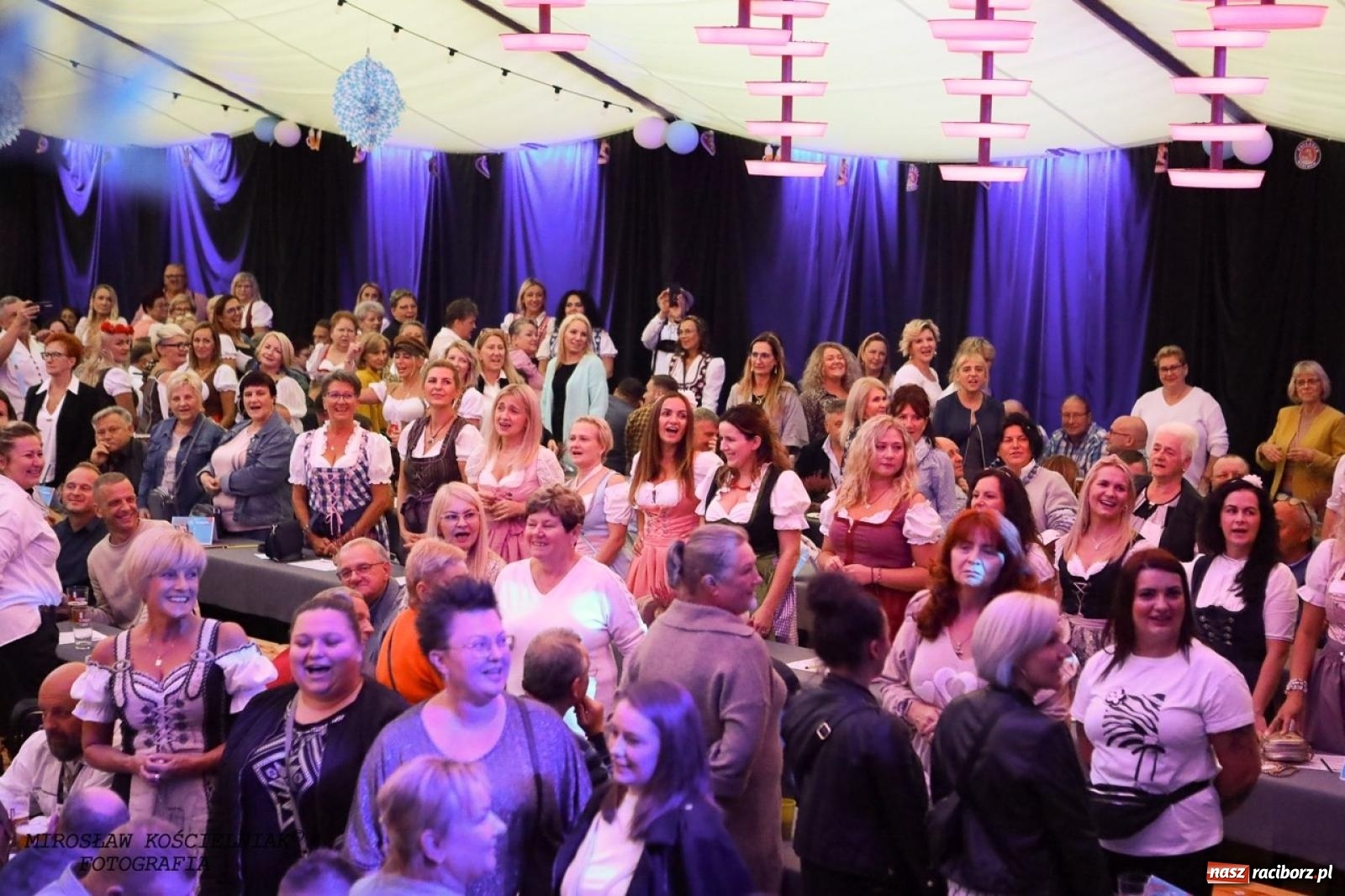 Zdjęcie w galerii na portalu naszraciborz.pl: Raciborski Oktoberfest w Szymocicach: bawarskie klimaty i świetna zabawa [FOTO i WIDEO] wiadomości z regionu